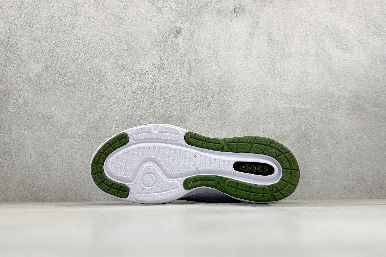 Nike Air Max Portal 舒适百搭防滑耐磨 低帮休闲跑步鞋 HF3053-104 Nike Air Max Portal 舒适百搭防滑耐磨 低帮休闲跑步鞋 HF3053-104