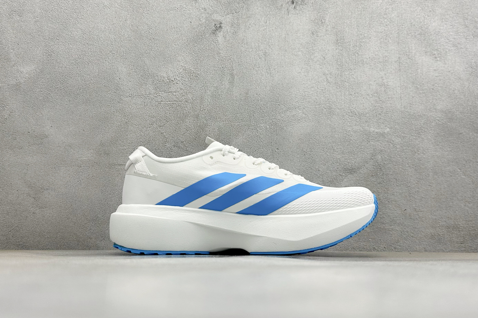 TY版AD ADIZERO EVO SL ATR 阿迪超轻透气缓震跑鞋 KK0214 TY版AD ADIZERO EVO SL ATR 阿迪超轻透气缓震跑鞋 KK0214