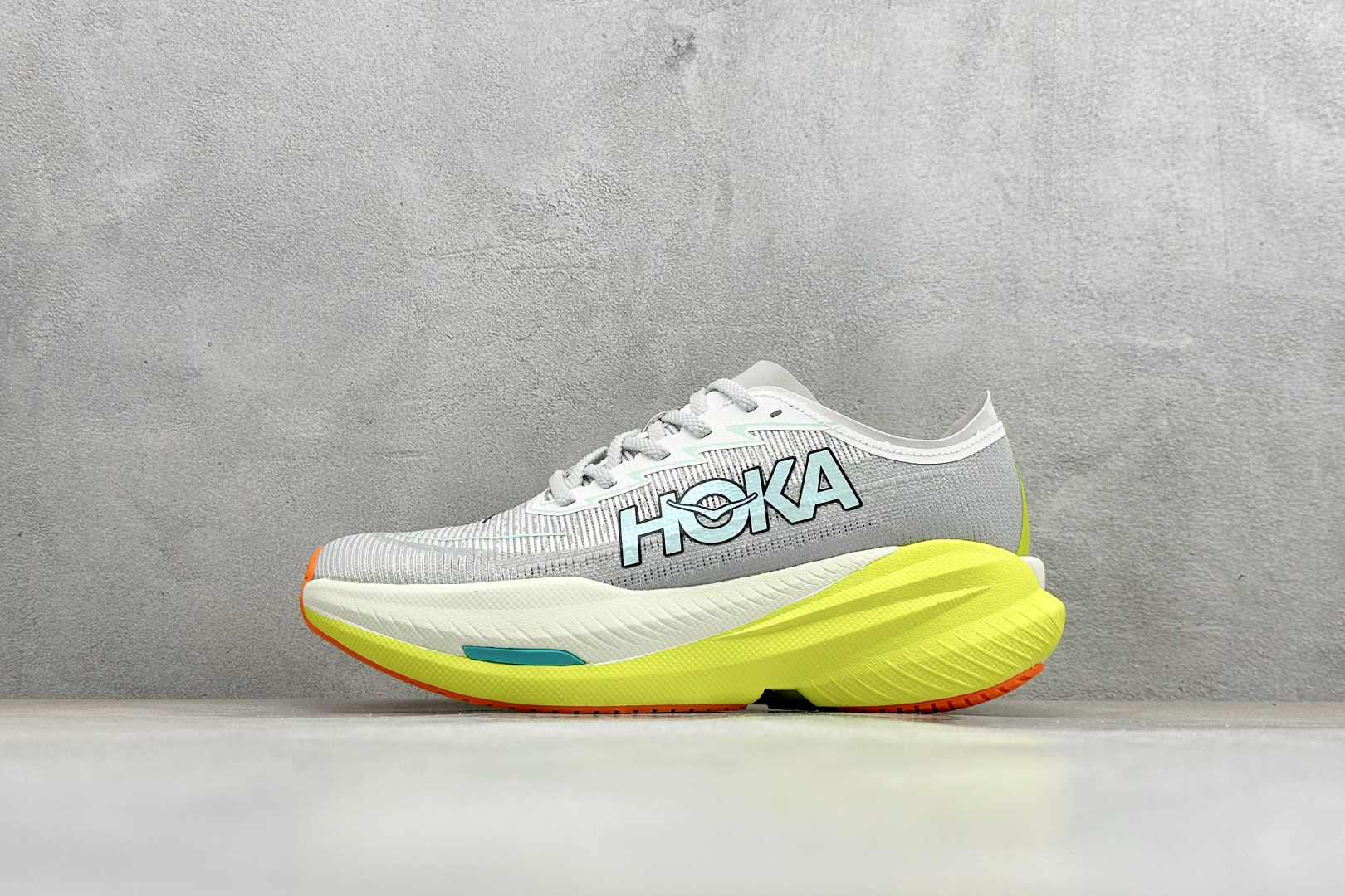 ST版HOKA ONE MACH X 2 运动平衡 轻便系带减震防滑耐磨低帮跑步鞋 1155119/FCT ST版HOKA ONE MACH X 2 运动平衡 轻便系带减震防滑耐磨低帮跑步鞋 1155119/FCT