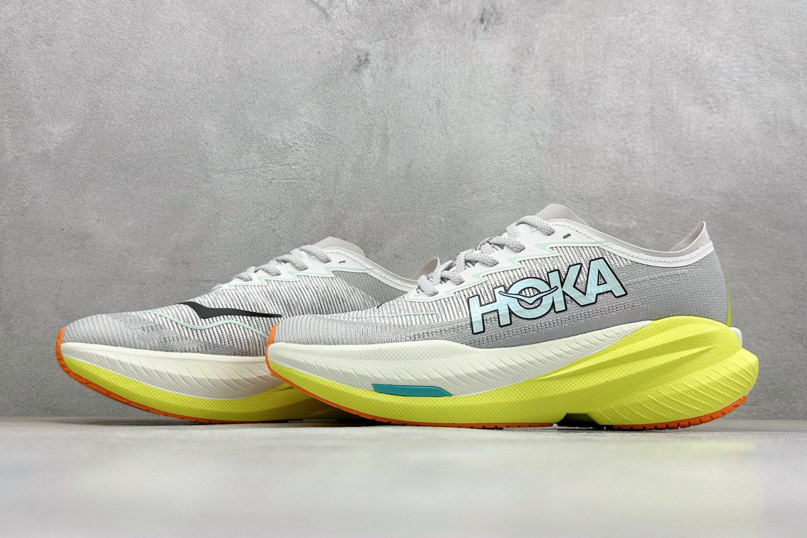 ST版HOKA ONE MACH X 2 运动平衡 轻便系带减震防滑耐磨低帮跑步鞋 1155119/FCT ST版HOKA ONE MACH X 2 运动平衡 轻便系带减震防滑耐磨低帮跑步鞋 1155119/FCT
