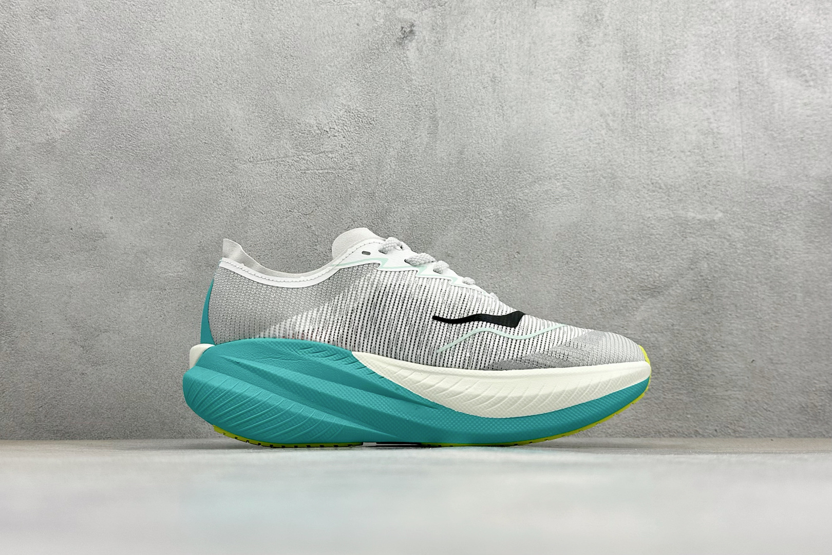 ST版HOKA ONE MACH X 2 运动平衡 轻便系带减震防滑耐磨低帮跑步鞋 1155120/FCQ ST版HOKA ONE MACH X 2 运动平衡 轻便系带减震防滑耐磨低帮跑步鞋 1155120/FCQ