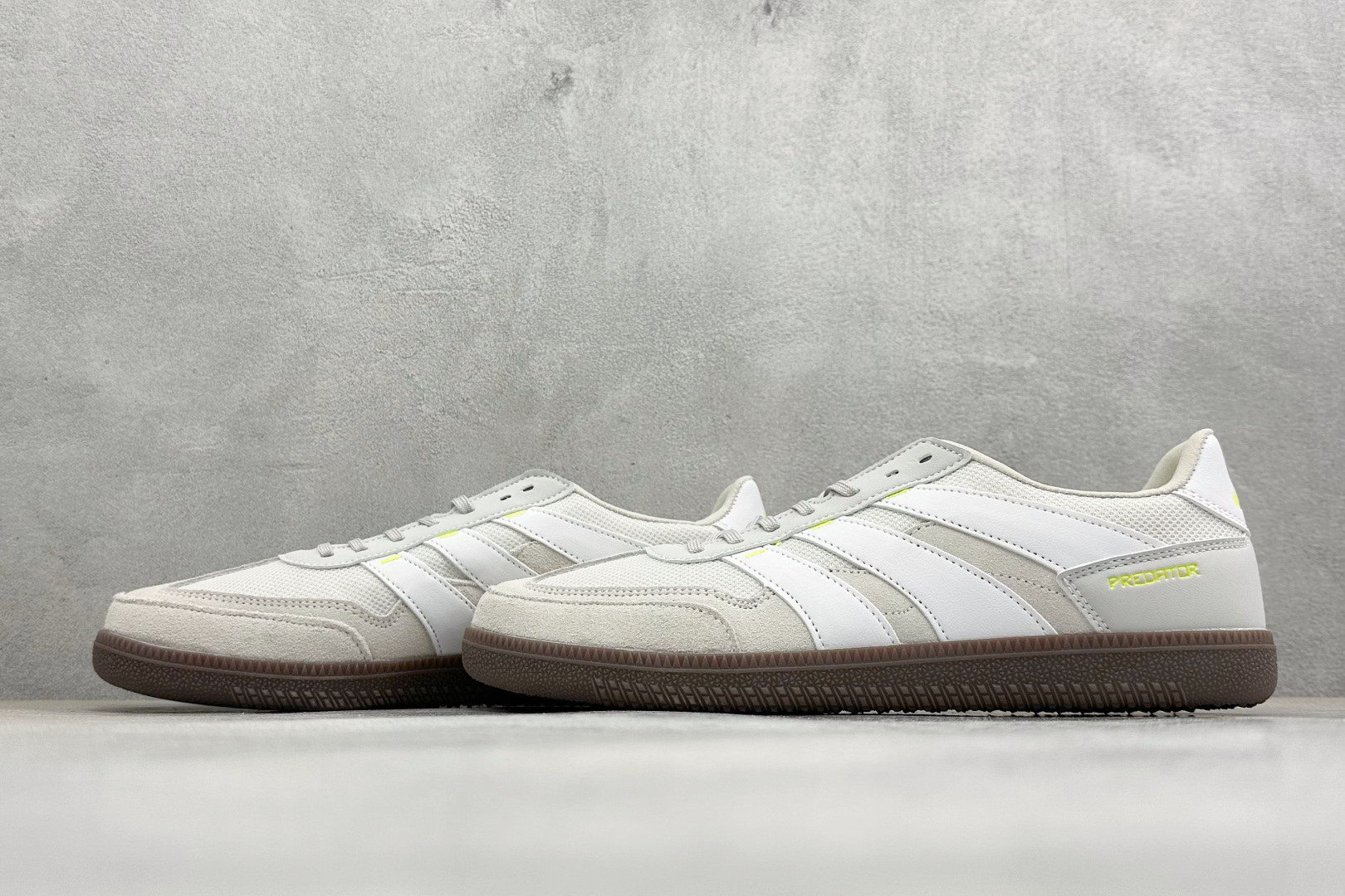 Adidas PREDATOR FREESTYLE 舒适百搭薄底 防滑耐磨板鞋 IF8351