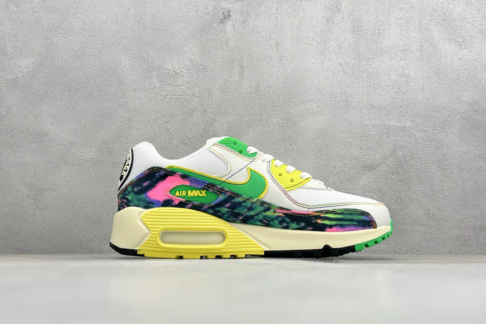 NK Air MAX 90 气垫复古减震跑步鞋 经典重温 独家陆续补货 IM2511-100 NK Air MAX 90 气垫复古减震跑步鞋 经典重温 独家陆续补货 IM2511-100