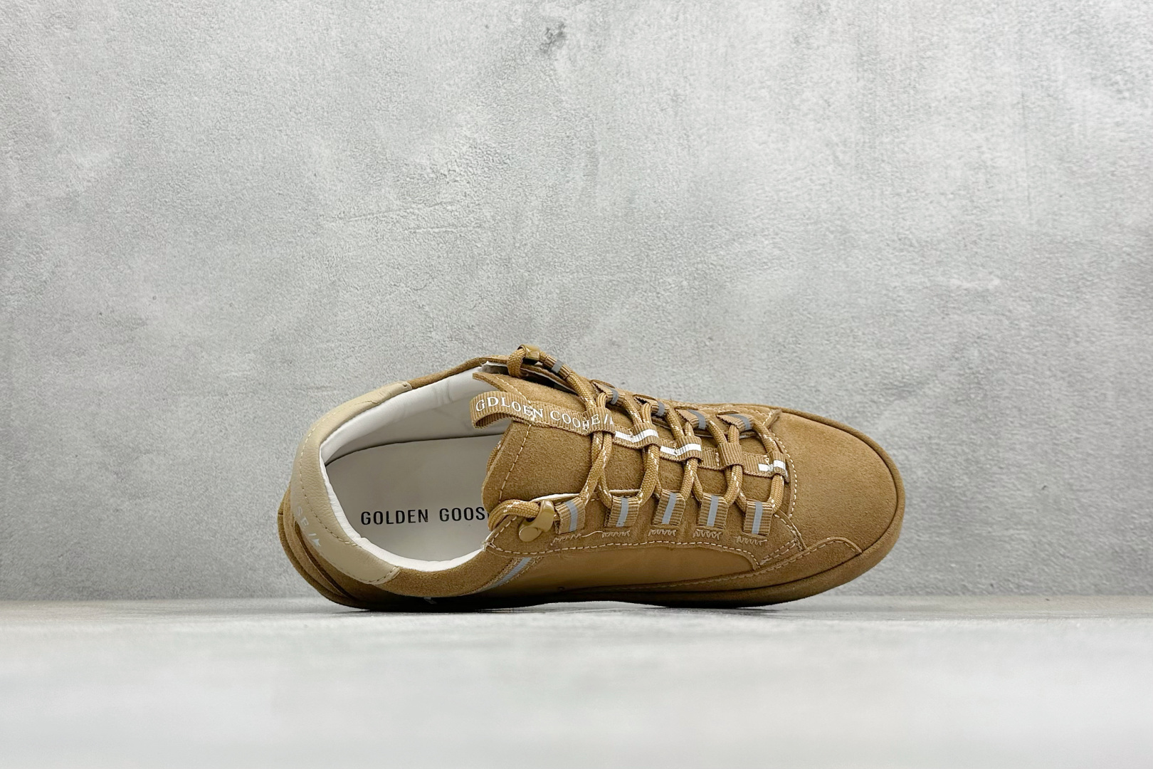 Golden Goose True Star 25s最新款 易烊千玺 萱美 王一博 朱亚文同款小红书爆款运动鞋 Golden Goose True Star 25s最新款 易烊千玺 萱美 王一博 朱亚文同款小红书爆款运动鞋