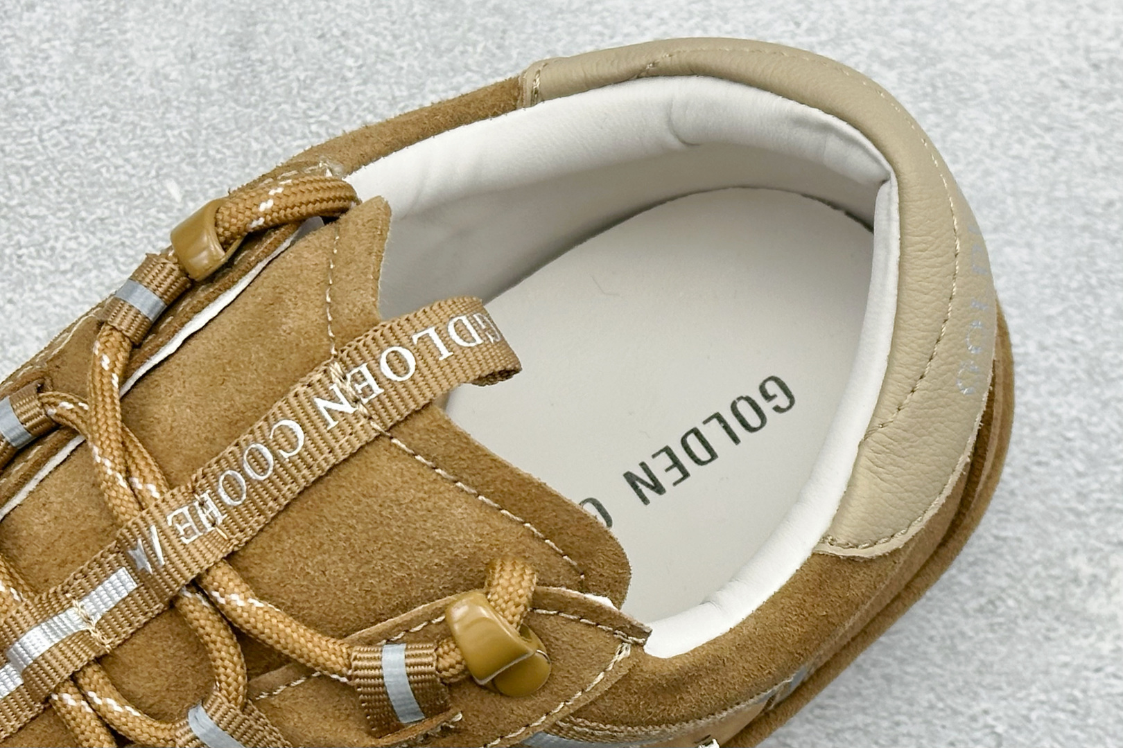 Golden Goose True Star 25s最新款 易烊千玺 萱美 王一博 朱亚文同款小红书爆款运动鞋 Golden Goose True Star 25s最新款 易烊千玺 萱美 王一博 朱亚文同款小红书爆款运动鞋