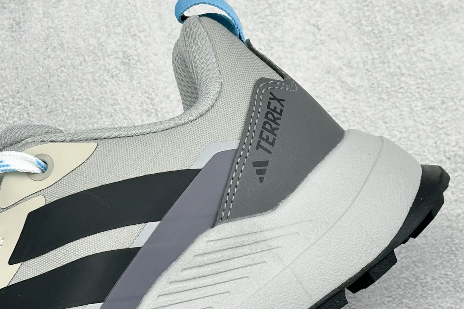 Adidas Terrex Skychaser Ax5 舒适柔软 低帮休闲登山鞋 AR3975
