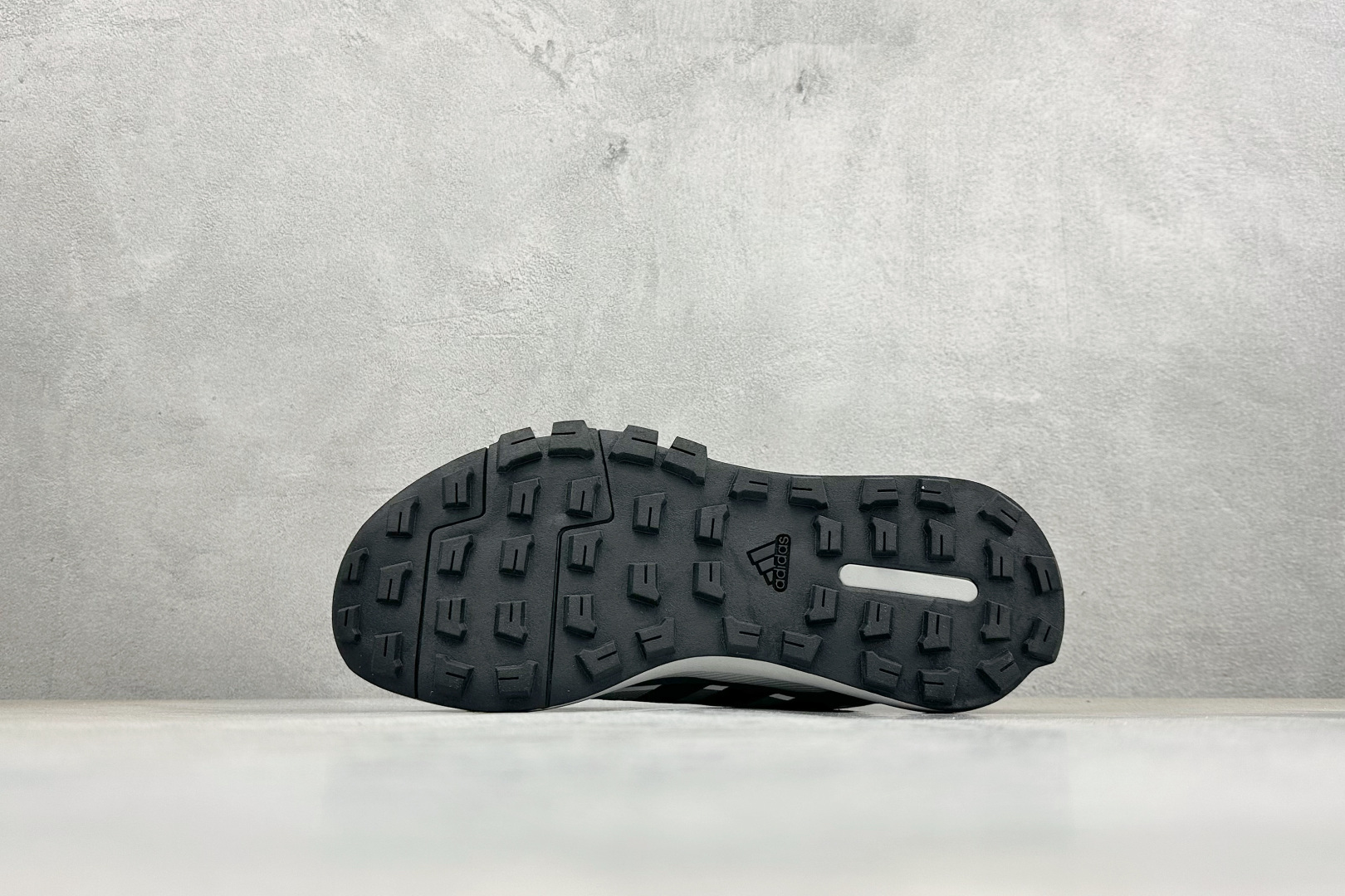 Adidas Terrex Skychaser Ax5 舒适柔软 低帮休闲登山鞋 AR3975