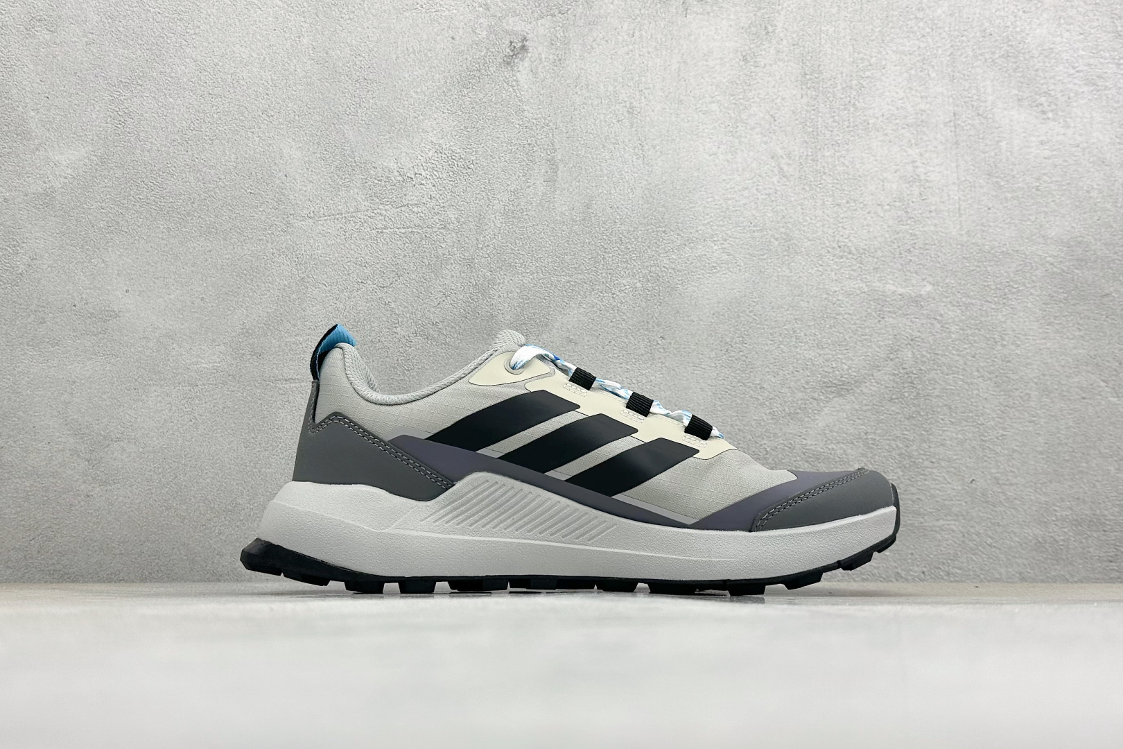 Adidas Terrex Skychaser Ax5 舒适柔软 低帮休闲登山鞋 AR3975