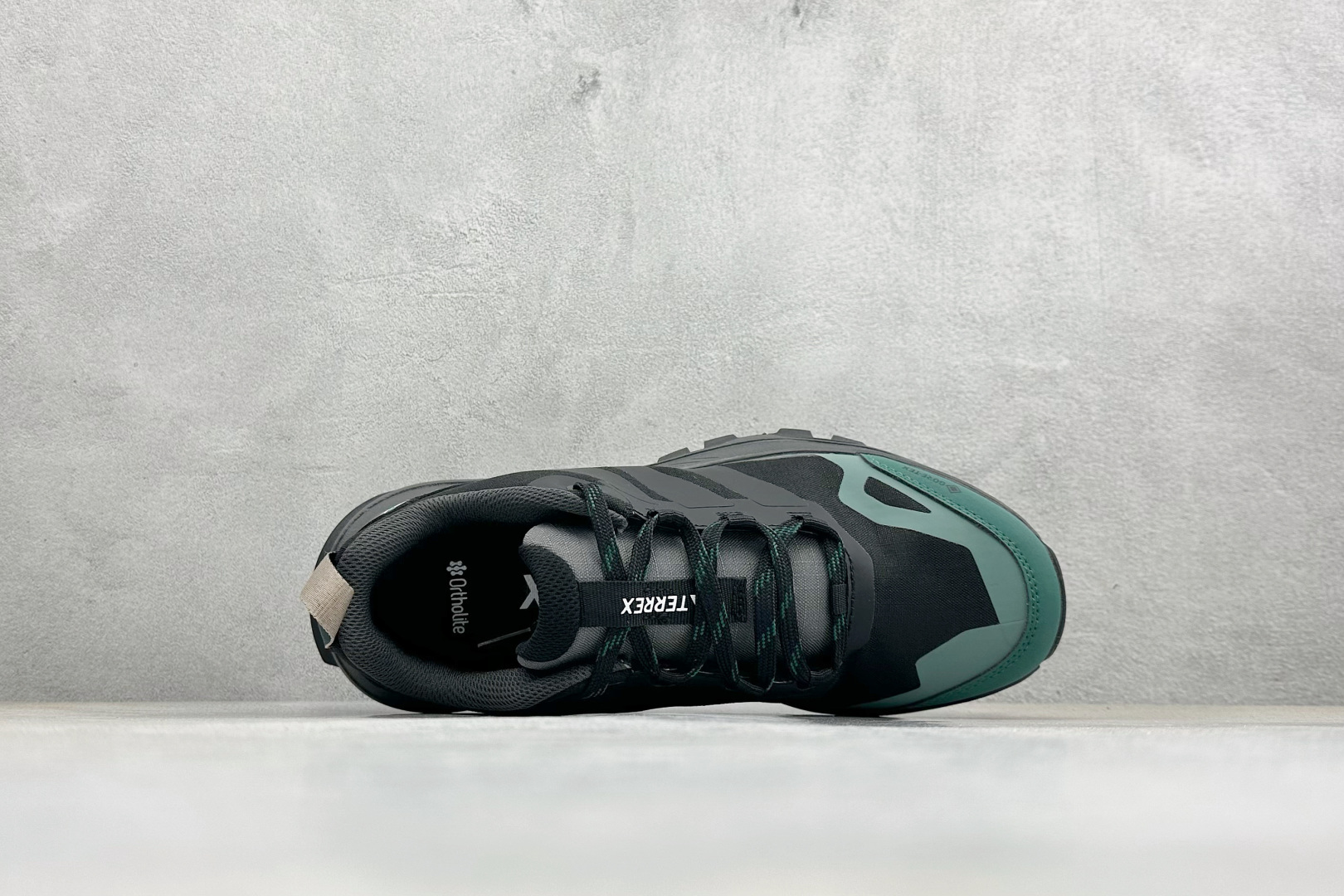 Adidas Terrex Skychaser Ax5 舒适柔软 低帮休闲登山鞋 JQ2209