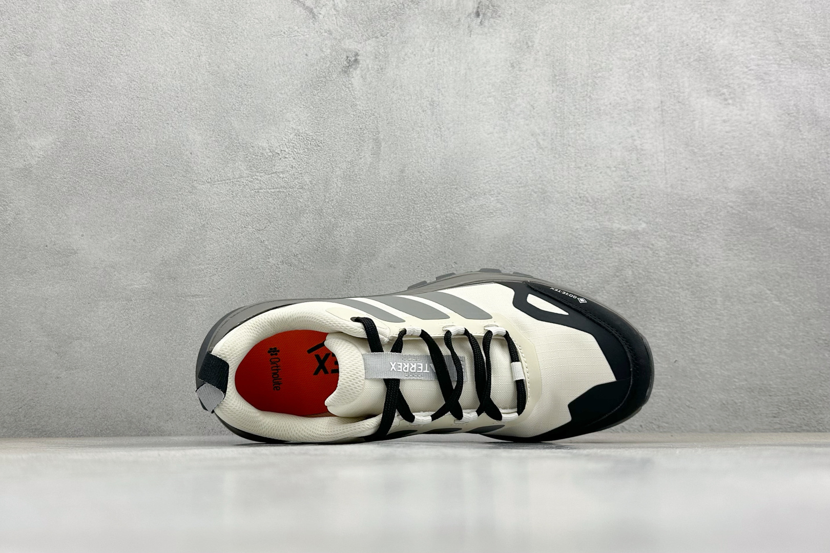Adidas Terrex Skychaser Ax5 舒适柔软 低帮休闲登山鞋 AQ6725