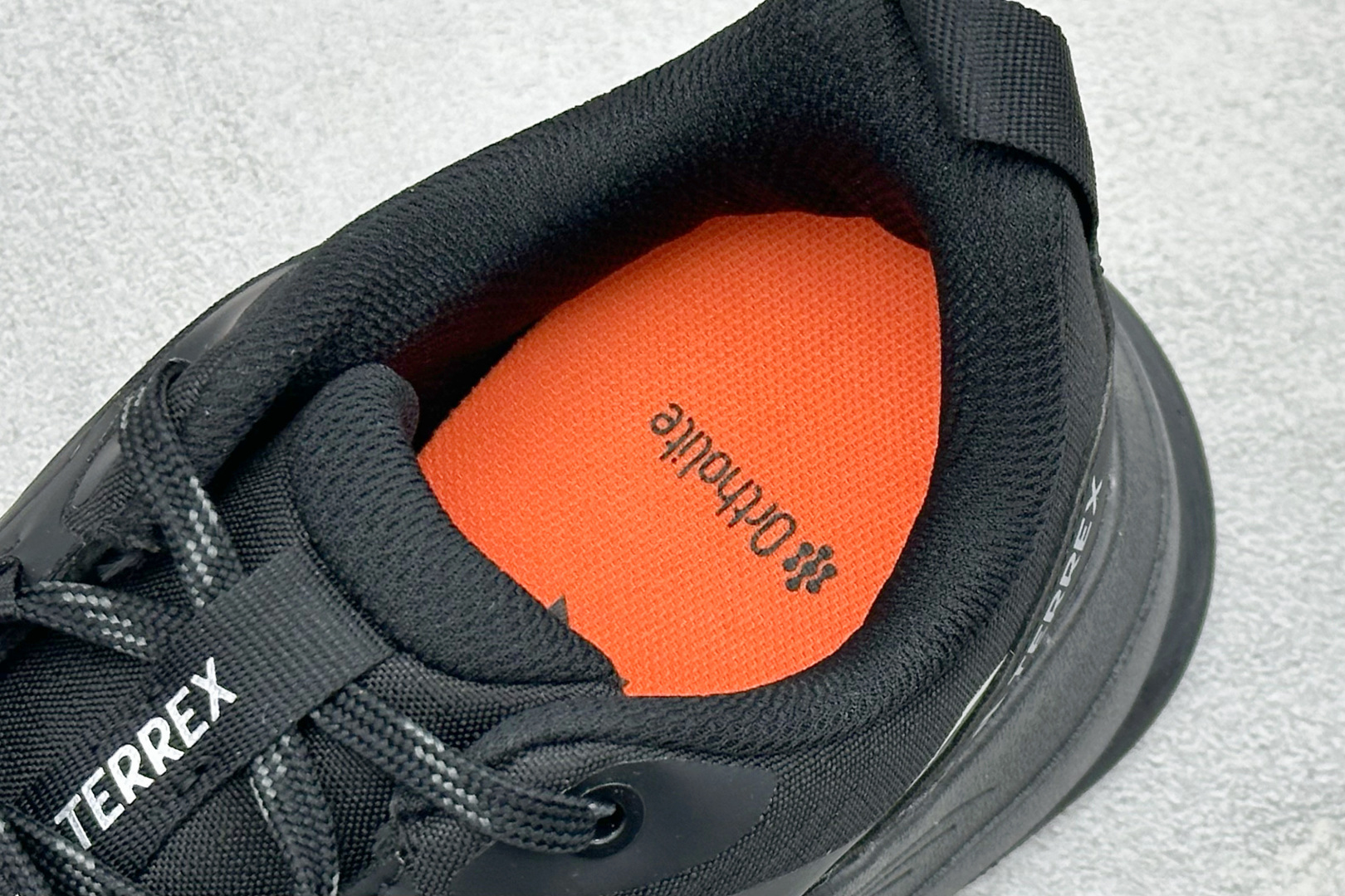 Adidas Terrex Skychaser Ax5 舒适柔软 低帮休闲登山鞋 JQ2215