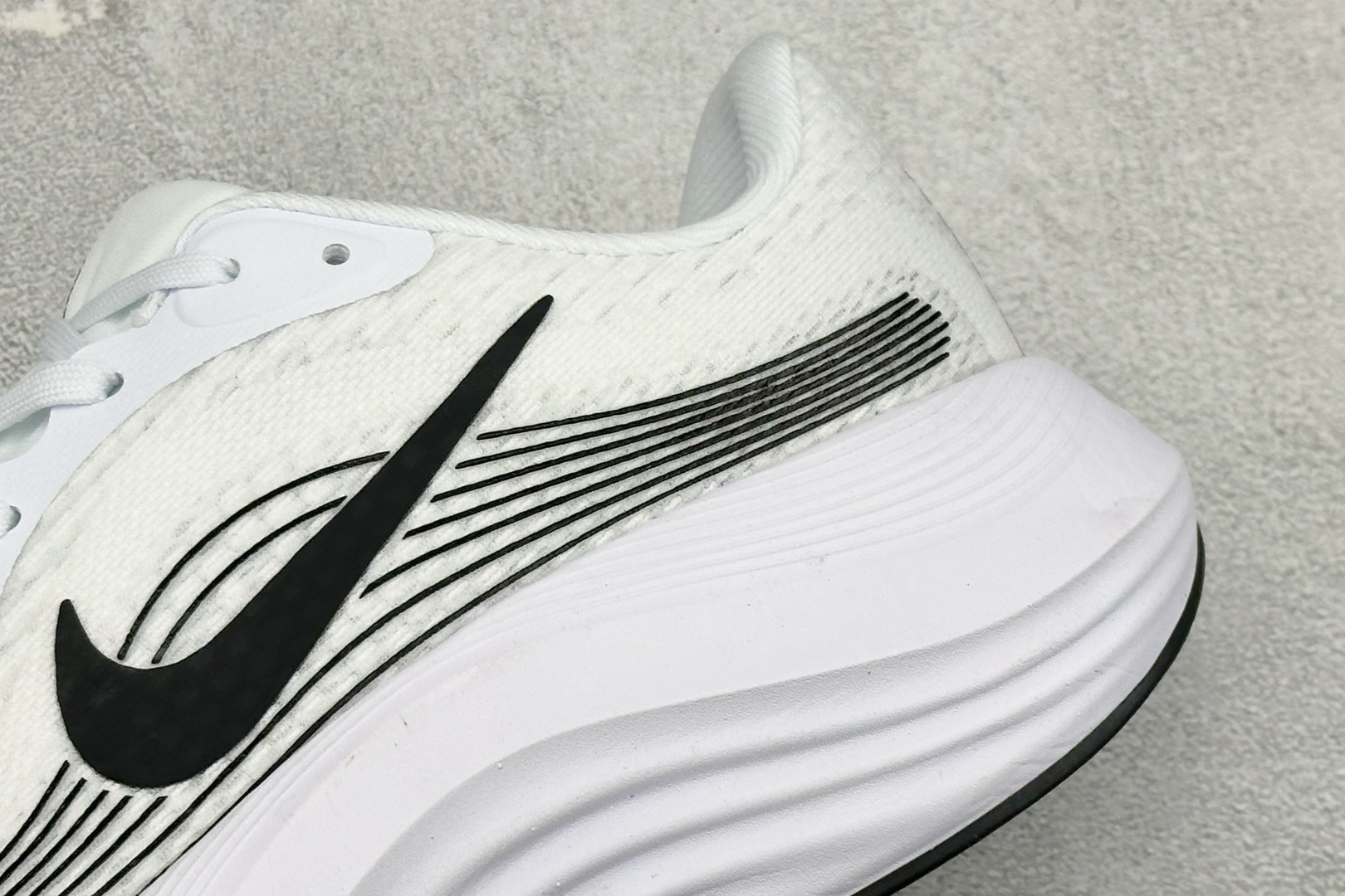 CH版Nike Journey Run 减震防滑耐磨低帮休闲跑步鞋 FB7765-006 CH版Nike Journey Run 减震防滑耐磨低帮休闲跑步鞋 FB7765-006