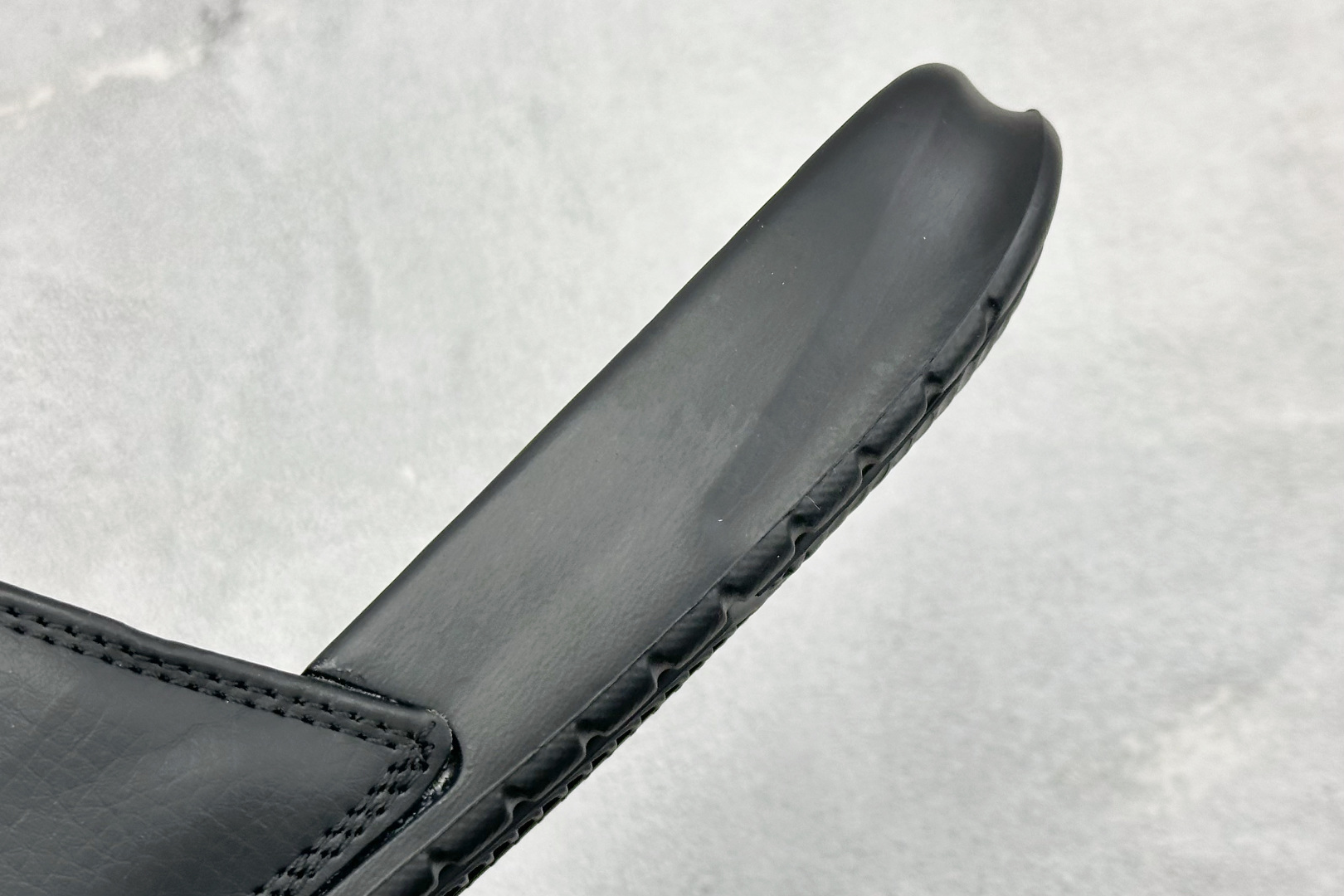 CX版Nike BENASSI SWOOSH 舒适时尚 EVA 防滑防磨减震一字拖鞋 666089-117
