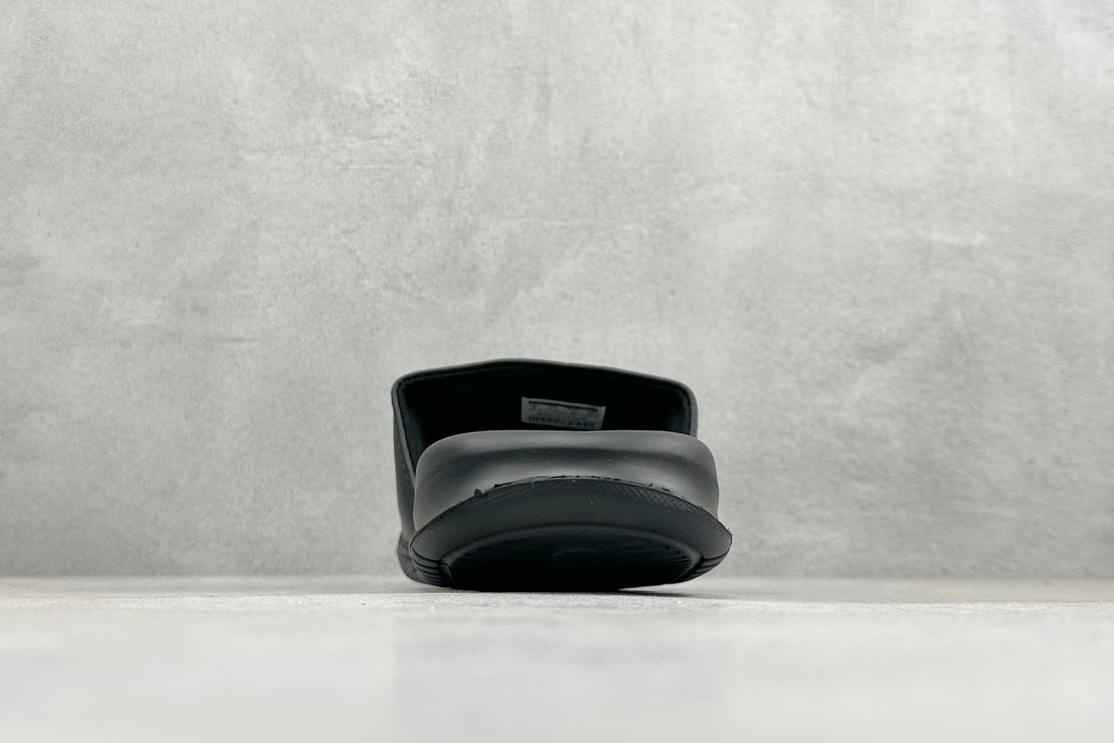 CX版Nike BENASSI SWOOSH 舒适时尚 EVA 防滑防磨减震一字拖鞋 666089-118