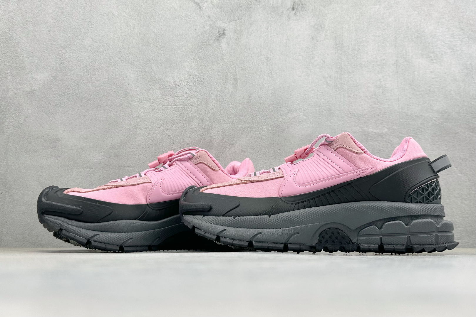 HY版Nike Zoom Vomero Roam 耐克 复古休闲运动慢跑鞋 HQ2181-003 HY版Nike Zoom Vomero Roam 耐克 复古休闲运动慢跑鞋 HQ2181-003