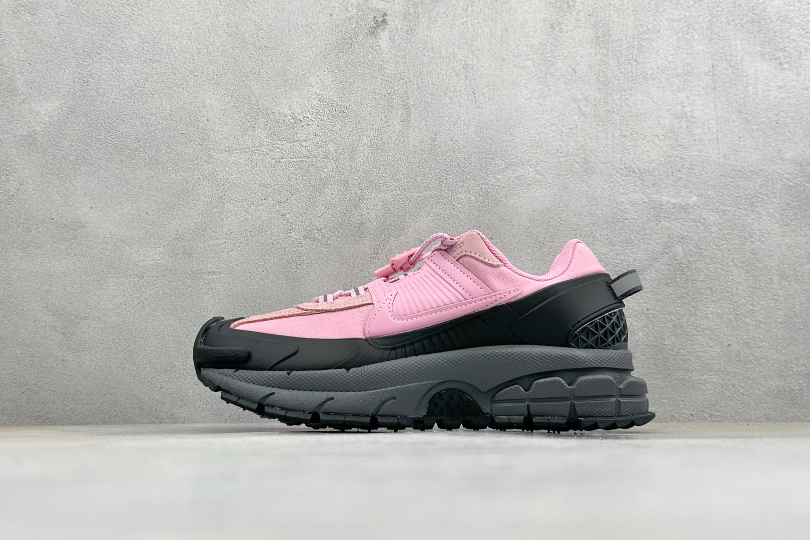 HY版Nike Zoom Vomero Roam 耐克 复古休闲运动慢跑鞋 HQ2181-003 HY版Nike Zoom Vomero Roam 耐克 复古休闲运动慢跑鞋 HQ2181-003