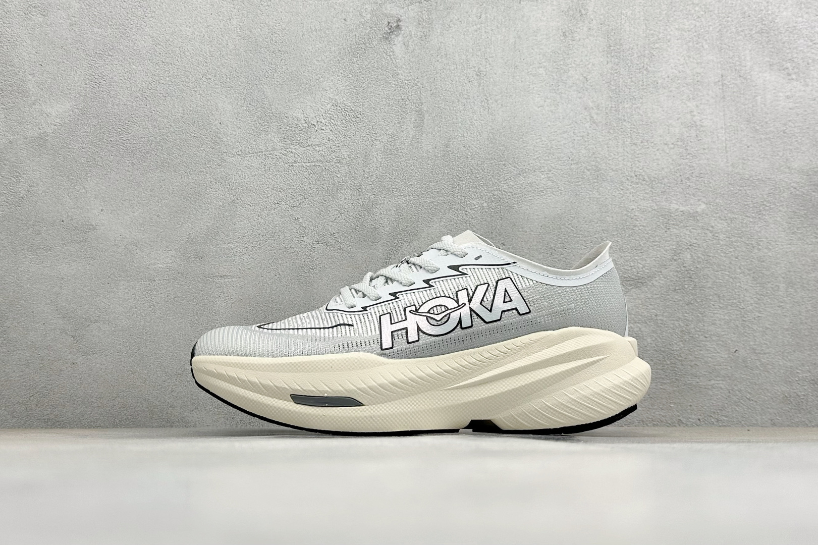 ST版HOKA ONE MACH X 2 运动平衡 轻便系带减震防滑耐磨低帮跑步鞋 1169610-WMC ST版HOKA ONE MACH X 2 运动平衡 轻便系带减震防滑耐磨低帮跑步鞋 1169610-WMC
