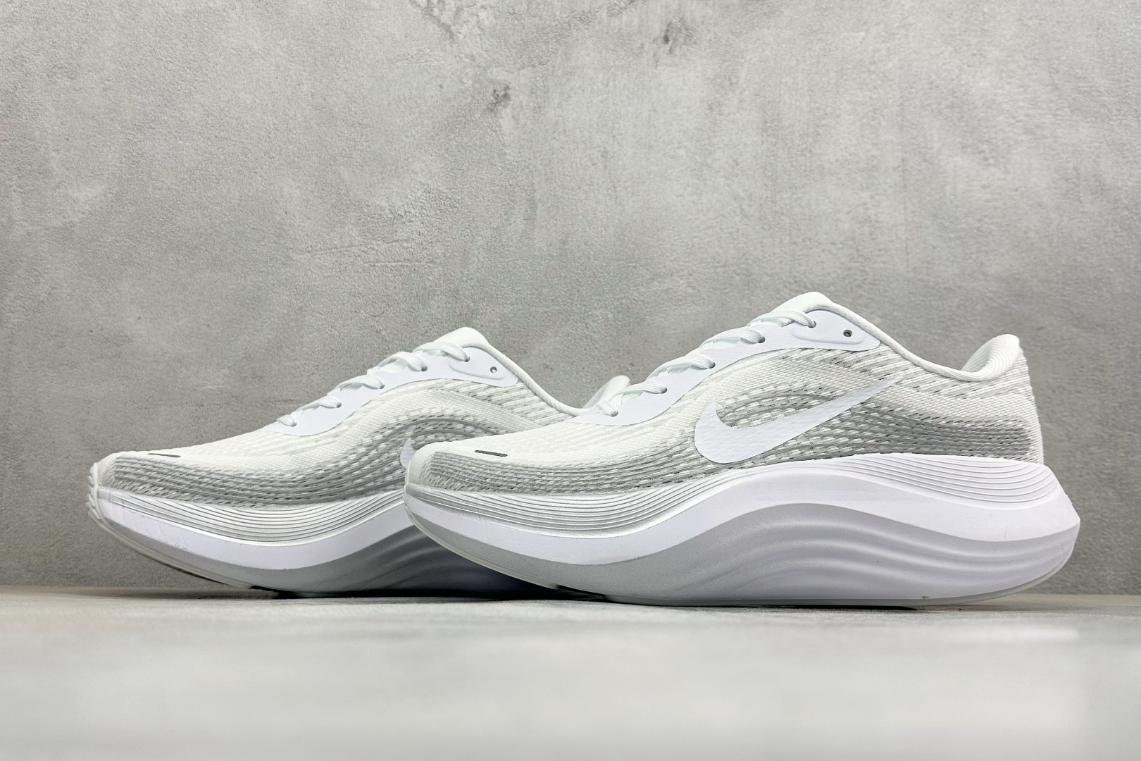 CH版Nike Journey Run 减震防滑耐磨低帮休闲跑步鞋 FB7765-001 CH版Nike Journey Run 减震防滑耐磨低帮休闲跑步鞋 FB7765-001