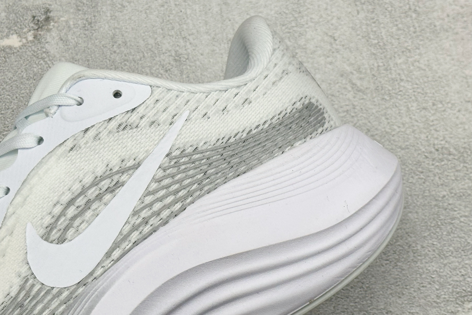 CH版Nike Journey Run 减震防滑耐磨低帮休闲跑步鞋 FB7765-001 CH版Nike Journey Run 减震防滑耐磨低帮休闲跑步鞋 FB7765-001