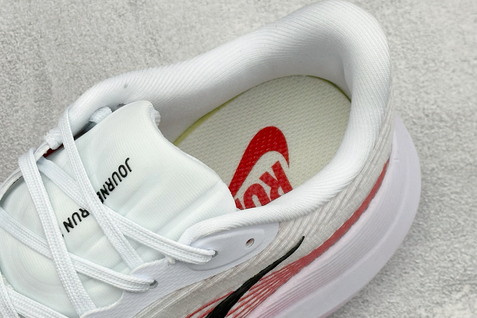 CH版Nike Journey Run 减震防滑耐磨低帮休闲跑步鞋 FB7765-003 CH版Nike Journey Run 减震防滑耐磨低帮休闲跑步鞋 FB7765-003