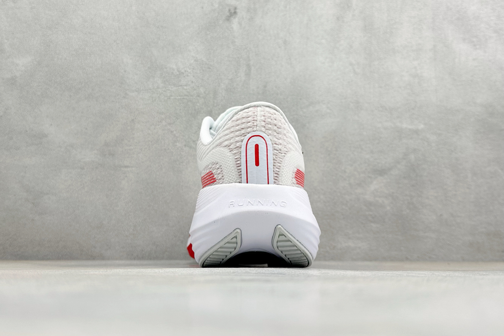 CH版Nike Journey Run 减震防滑耐磨低帮休闲跑步鞋 FB7765-003 CH版Nike Journey Run 减震防滑耐磨低帮休闲跑步鞋 FB7765-003