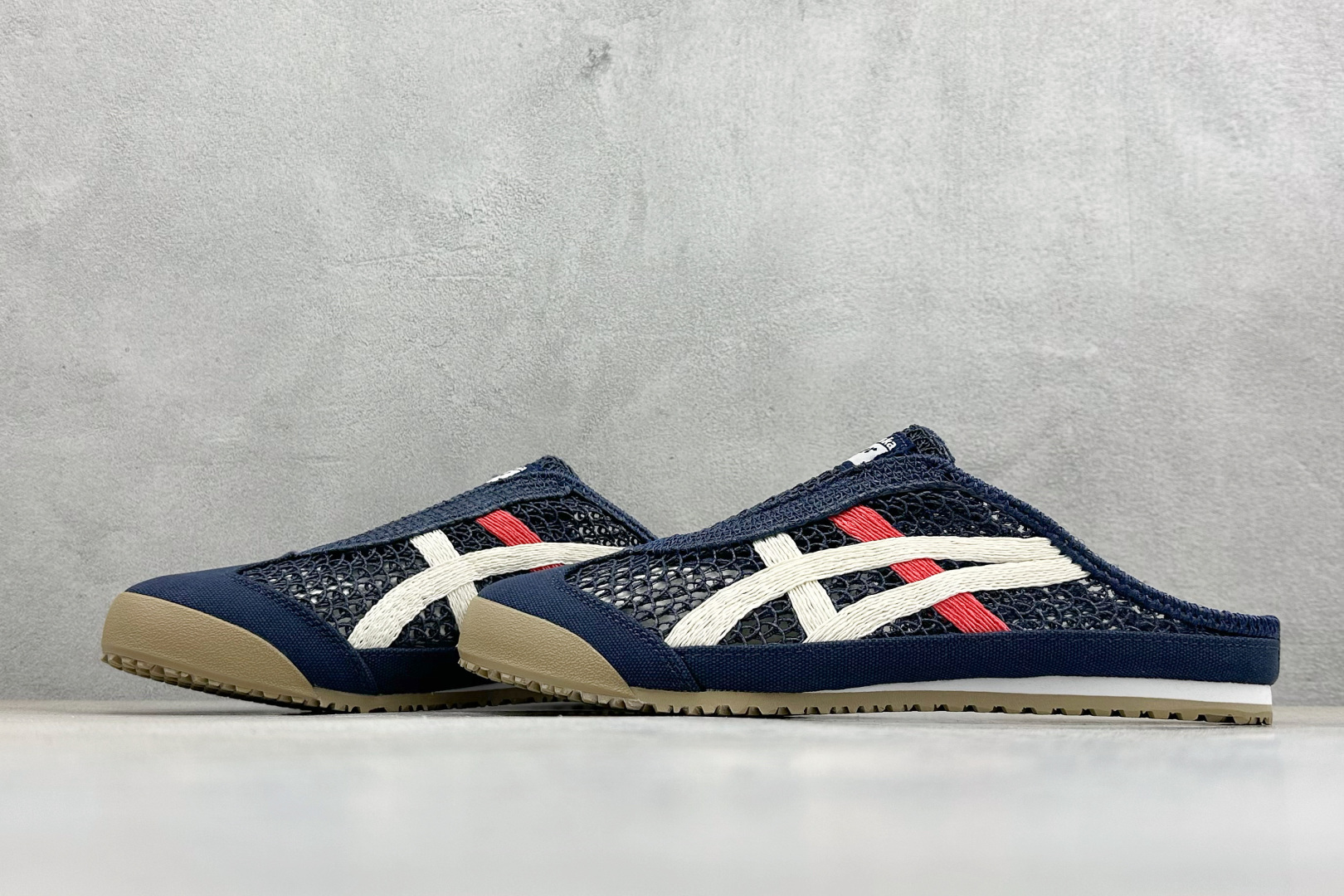 OnitsukaTige /鬼塚虎 Mexico 66 Sabot 网面透气一脚蹬半拖 1183C123-400 OnitsukaTige /鬼塚虎 Mexico 66 Sabot 网面透气一脚蹬半拖 1183C123-400