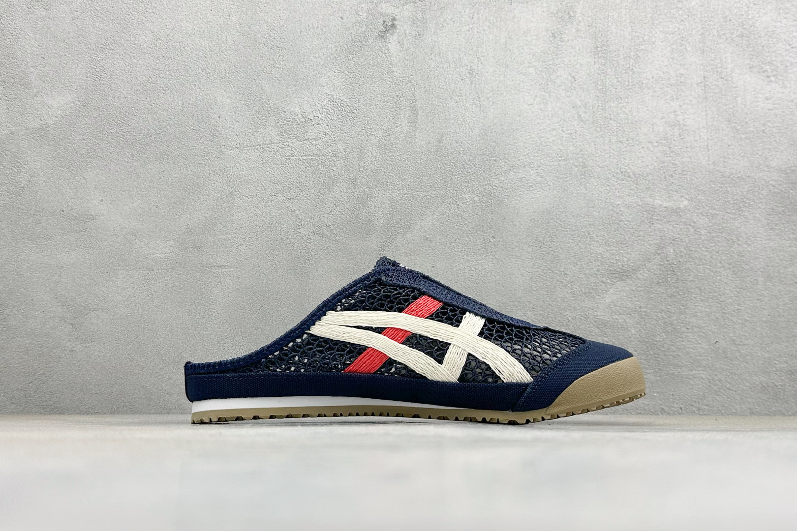 OnitsukaTige /鬼塚虎 Mexico 66 Sabot 网面透气一脚蹬半拖 1183C123-400 OnitsukaTige /鬼塚虎 Mexico 66 Sabot 网面透气一脚蹬半拖 1183C123-400