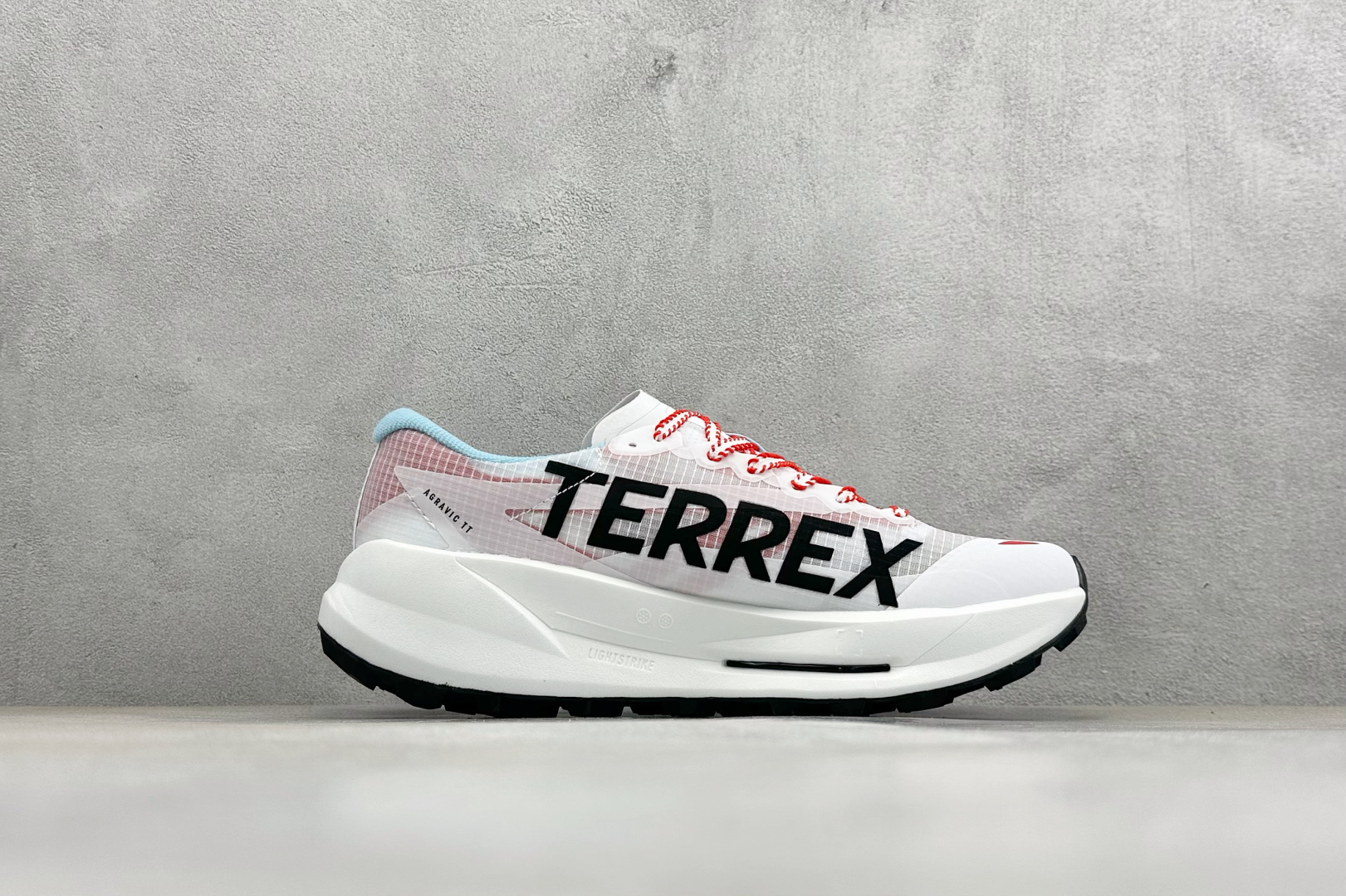 Adidas Terrex Agravic Speedult 2 阿迪超轻透气缓震跑鞋 三叶草清风系列 网面透气鞋面 穿孔气垫 HP3767 Adidas Terrex Agravic Speedult 2 阿迪超轻透气缓震跑鞋 三叶草清风系列 网面透气鞋面 穿孔气垫 HP3767
