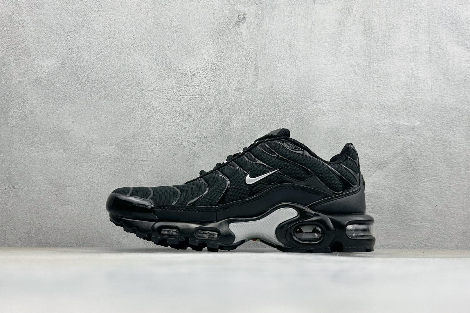 福利特价Nike Air Max Plus 跑步鞋 全新一比一高端版本 准备做到Max全系列 真真的市场