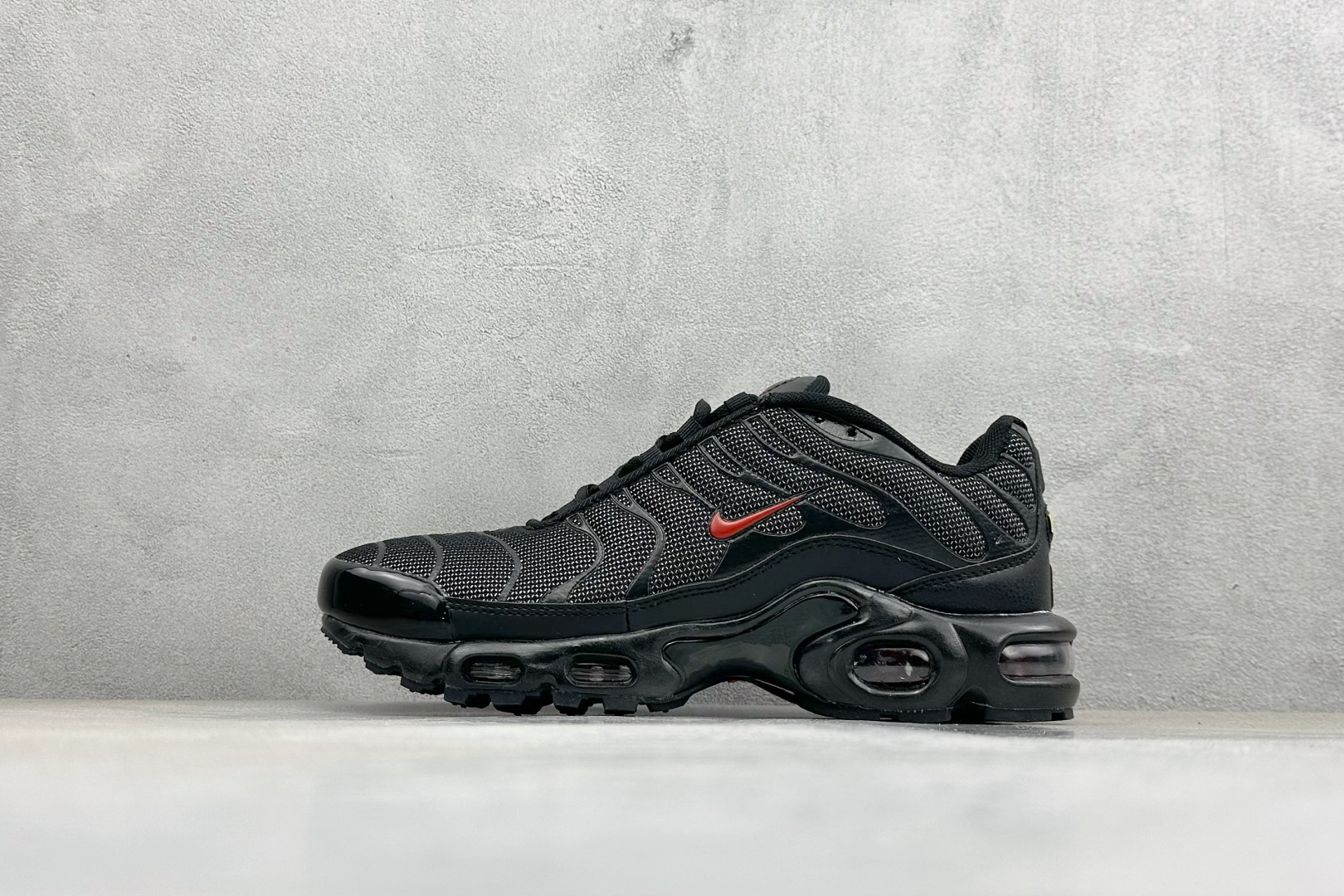 福利特价Nike Air Max Plus 跑步鞋 全新一比一高端版本 准备做到Max全系列 真真的市场
