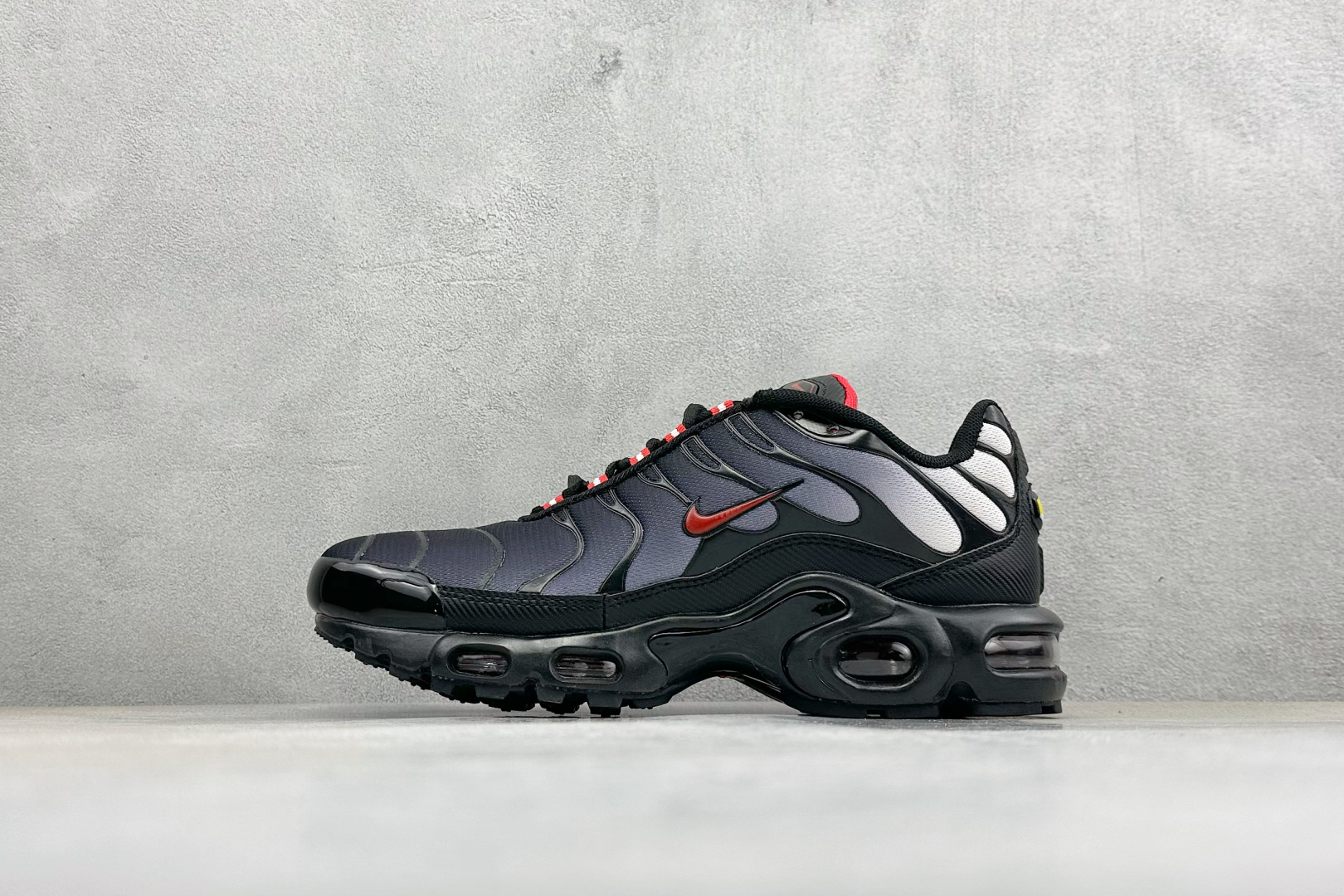 福利特价 Nike Air Max Plus 跑步鞋 全新一比一高端版本 准备做到Max全系列 真真的市