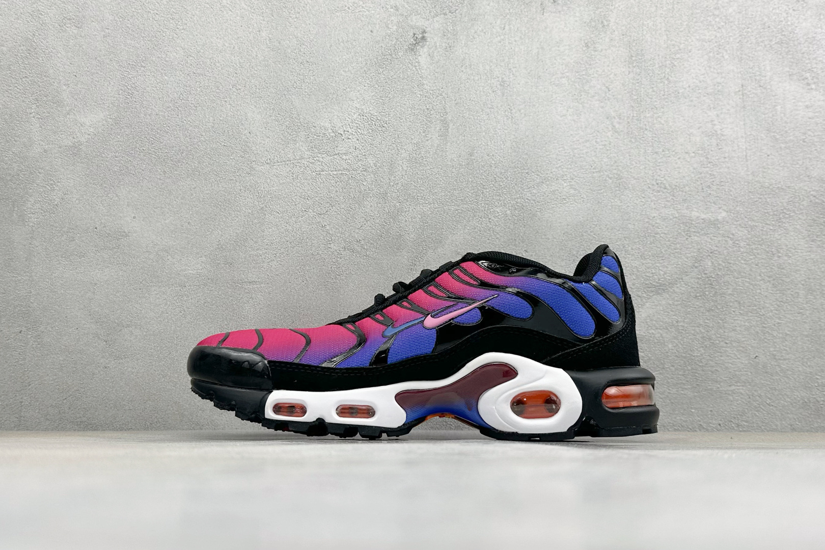 福利特价 Nike Air Max Plus 跑步鞋 全新一比一高端版本 准备做到Max全系列 真真的市