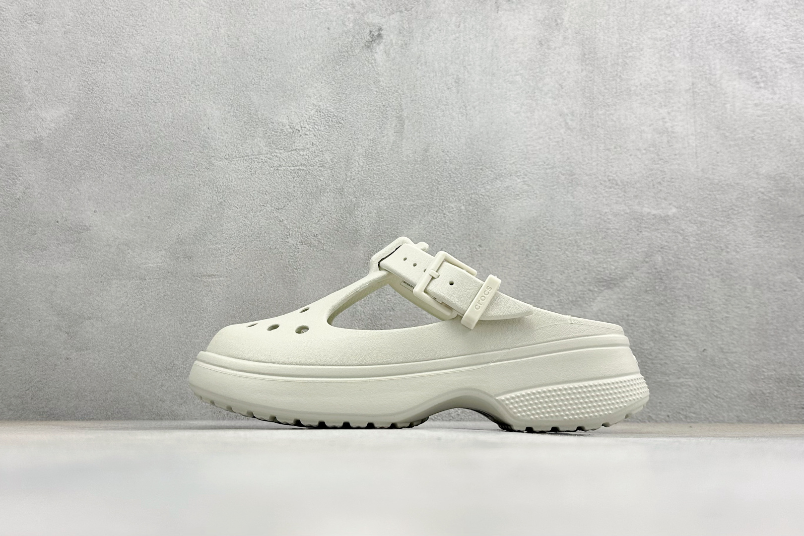 K原装 Crocs卡洛驰 玛丽珍 206750-100 K原装 Crocs卡洛驰 玛丽珍 206750-100