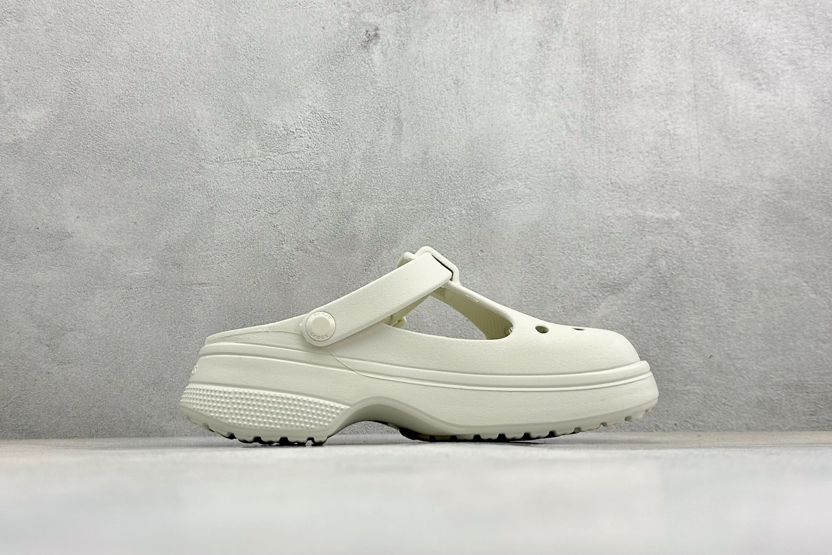 K原装 Crocs卡洛驰 玛丽珍 206750-100 K原装 Crocs卡洛驰 玛丽珍 206750-100