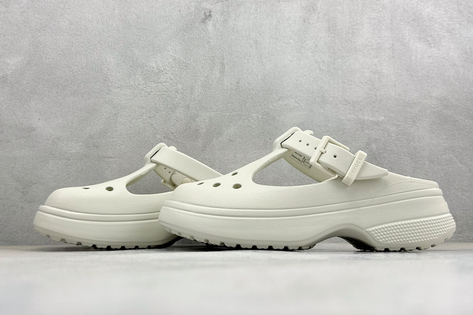 K原装 Crocs卡洛驰 玛丽珍 206750-100 K原装 Crocs卡洛驰 玛丽珍 206750-100