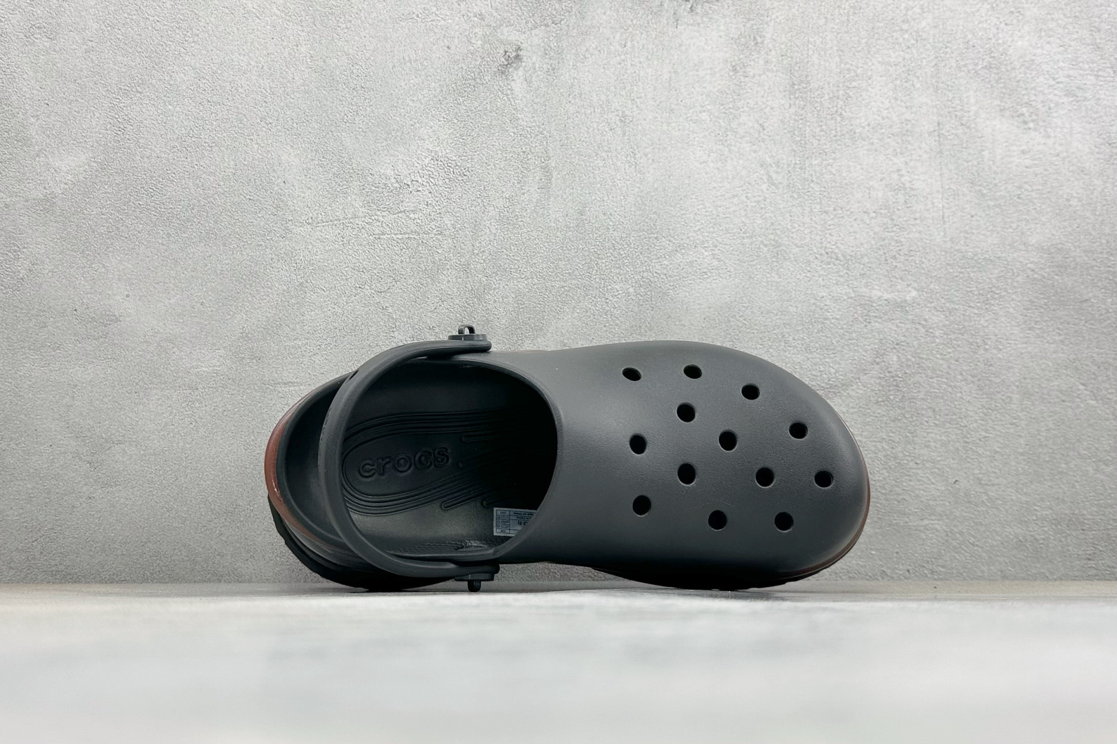 K原装 Crocs卡洛驰 小海豚 212811-0LD K原装 Crocs卡洛驰 小海豚 212811-0LD