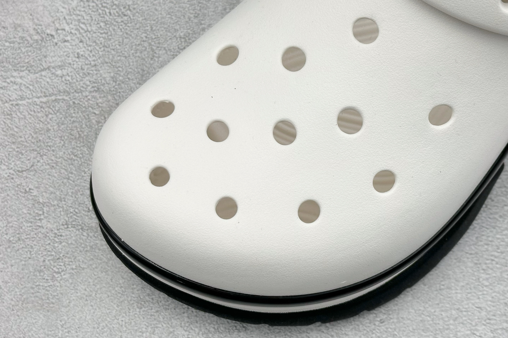 K原装 Crocs卡洛驰 小海豚 212811-066 K原装 Crocs卡洛驰 小海豚 212811-066