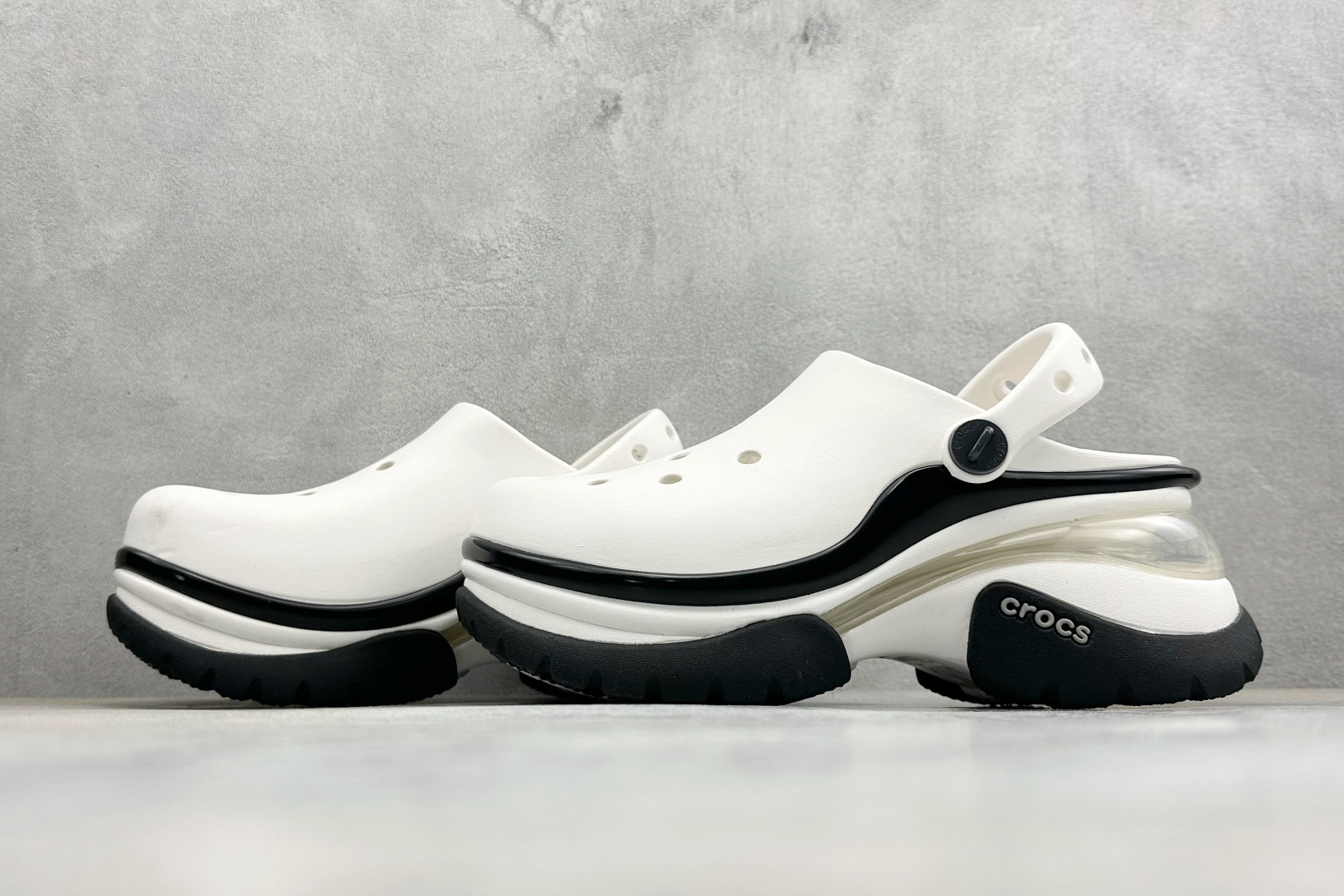 K原装 Crocs卡洛驰 小海豚 212811-066 K原装 Crocs卡洛驰 小海豚 212811-066