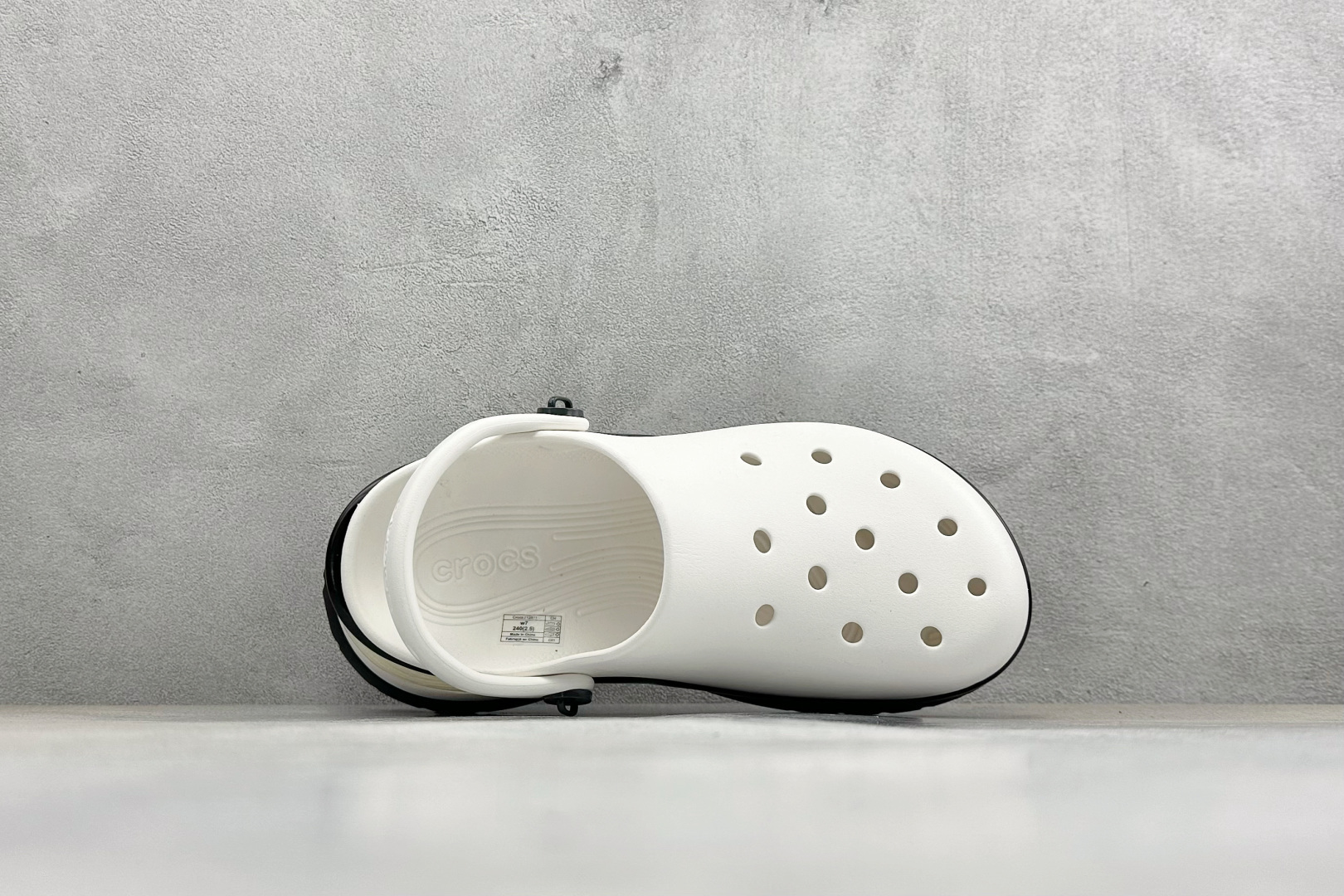 K原装 Crocs卡洛驰 小海豚 212811-066 K原装 Crocs卡洛驰 小海豚 212811-066