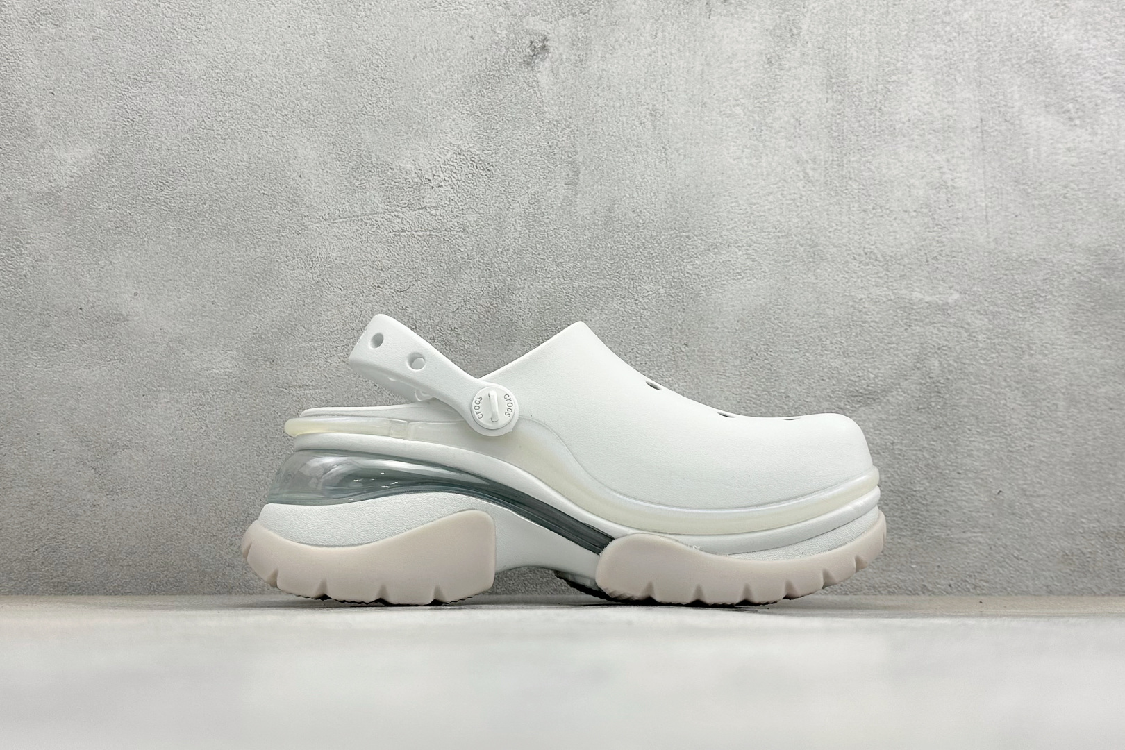 170 K原装 Crocs卡洛驰 小海豚 212811-1NK-Chinese UA Cheap High Quatity Brand Clothes Bags handbags Sneakers wholesale wholesaler seller from China Factory suppliers Fashion Clothing Shoes best Quality Beautiful Price 170 K原装 Crocs卡洛驰 小海豚 212811-1NK