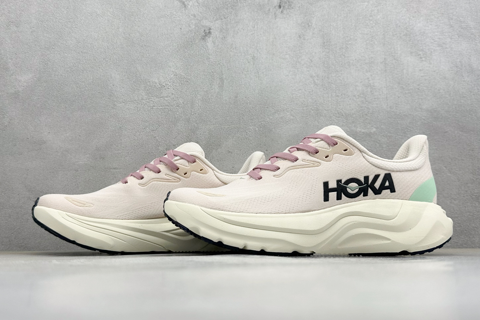 ST版HOKA ONE ONE M ARAHI 8时尚舒适 织物减震防滑支撑低帮 越野跑步鞋货号: -R