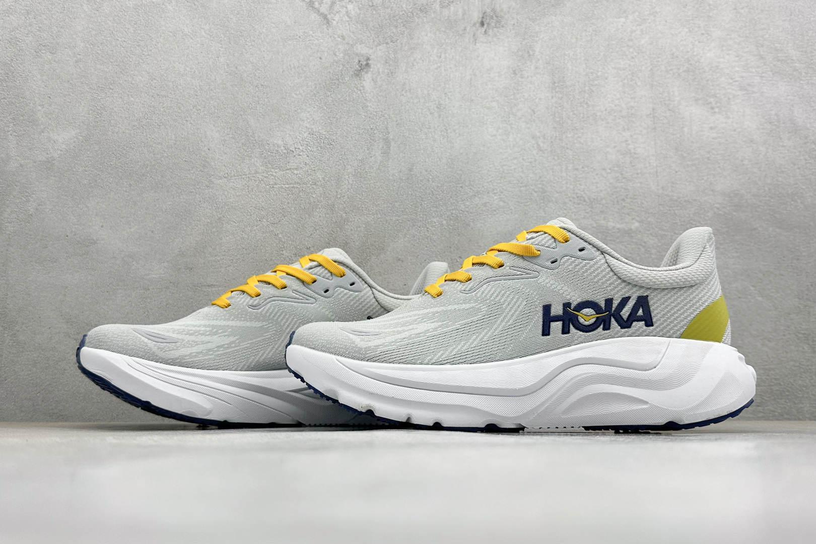 ST版HOKA ONE ONE M ARAHI 8时尚舒适 织物减震防滑支撑低帮 越野跑步鞋货号: -S