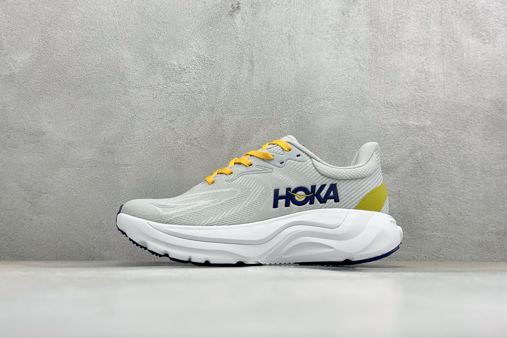 ST版HOKA ONE ONE M ARAHI 8时尚舒适 织物减震防滑支撑低帮 越野跑步鞋货号: -S
