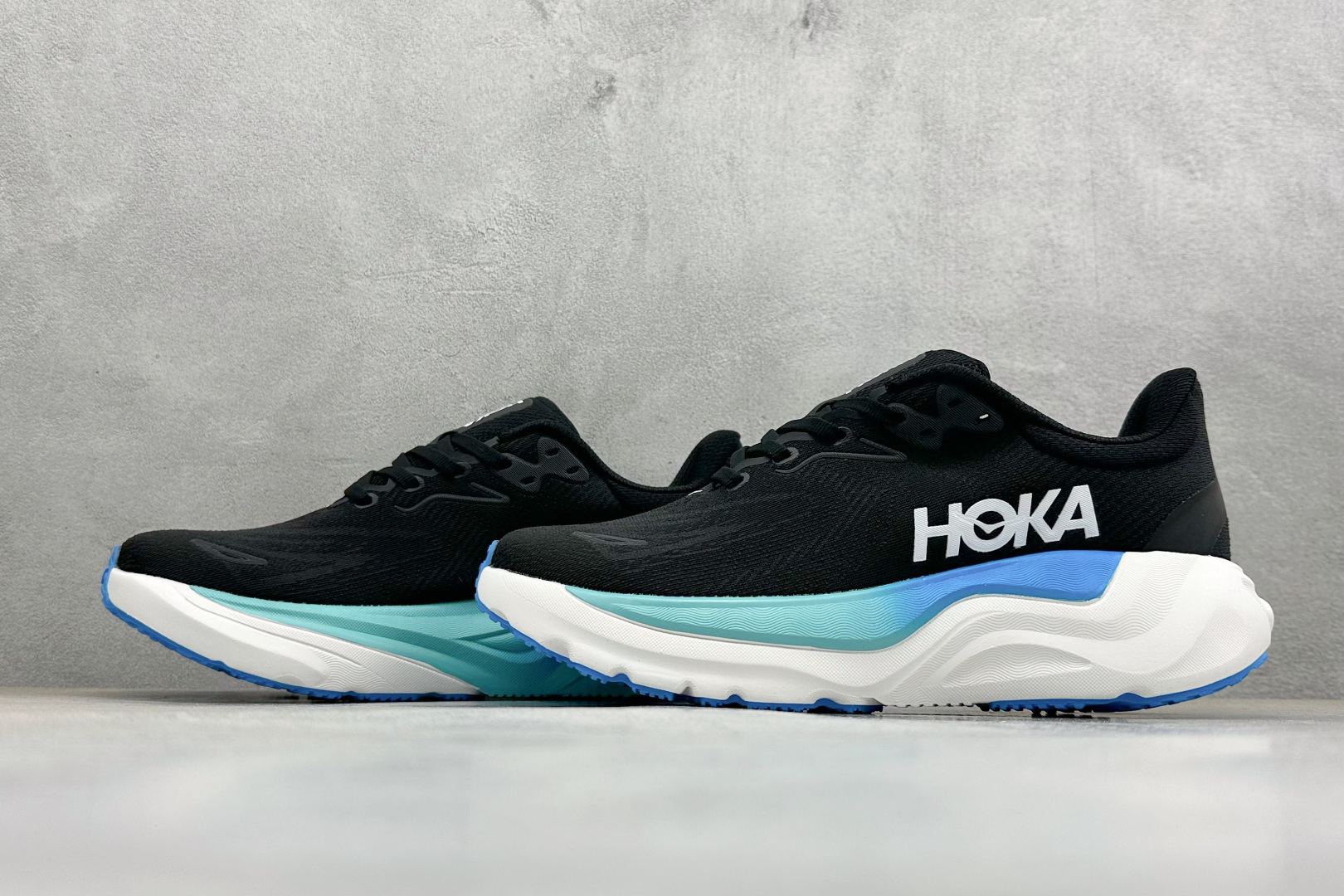 ST版HOKA ONE ONE M ARAHI 8时尚舒适 织物减震防滑支撑低帮 越野跑步鞋货号: -B