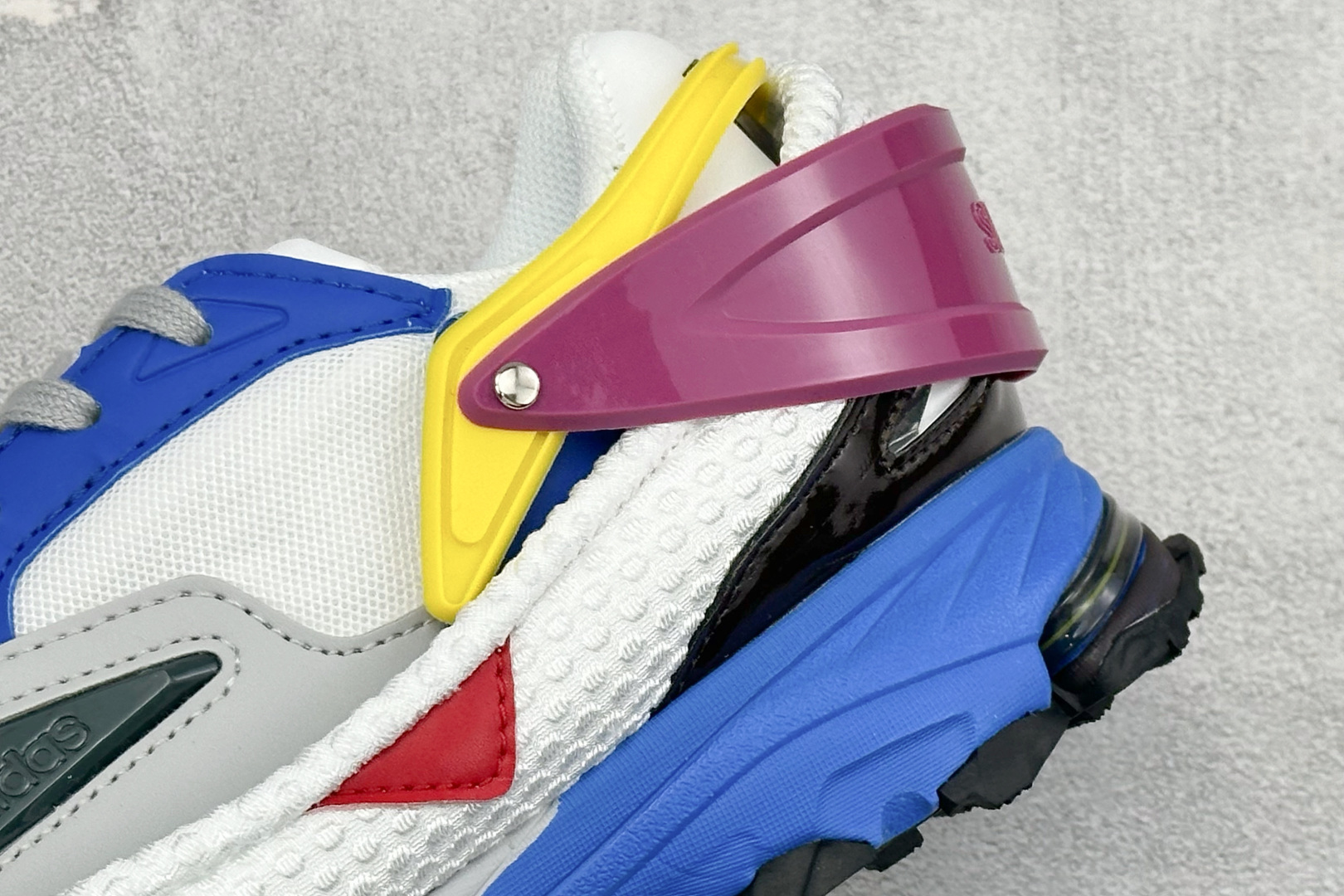 250 Raf Simons Response Trail 舒适百搭低帮生活休闲鞋 M20583-Chinese UA Cheap High Quatity Brand Clothes Bags handbags Sneakers wholesale wholesaler seller from China Factory suppliers Fashion Clothing Shoes best Quality Beautiful Price 250 Raf Simons Response Trail 舒适百搭低帮生活休闲鞋 M20583