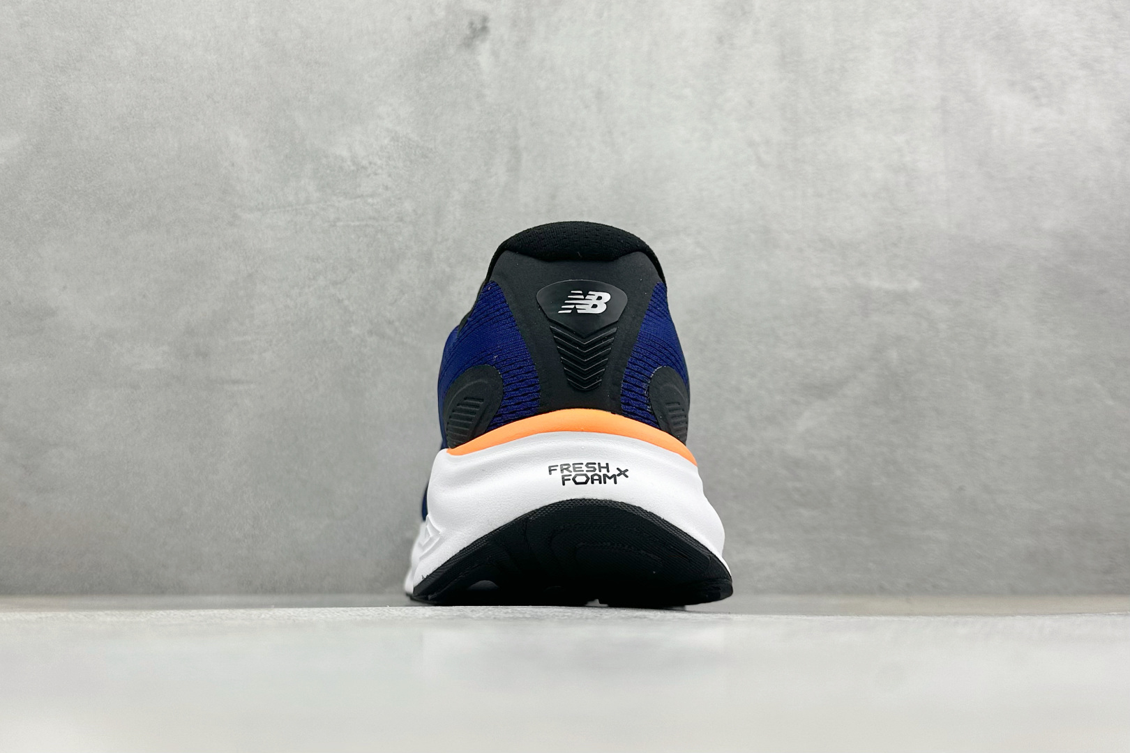 200 New Balance NB Fresh Foam 舒适运动织物防滑耐磨低帮马拉松跑步鞋 MMOR68K