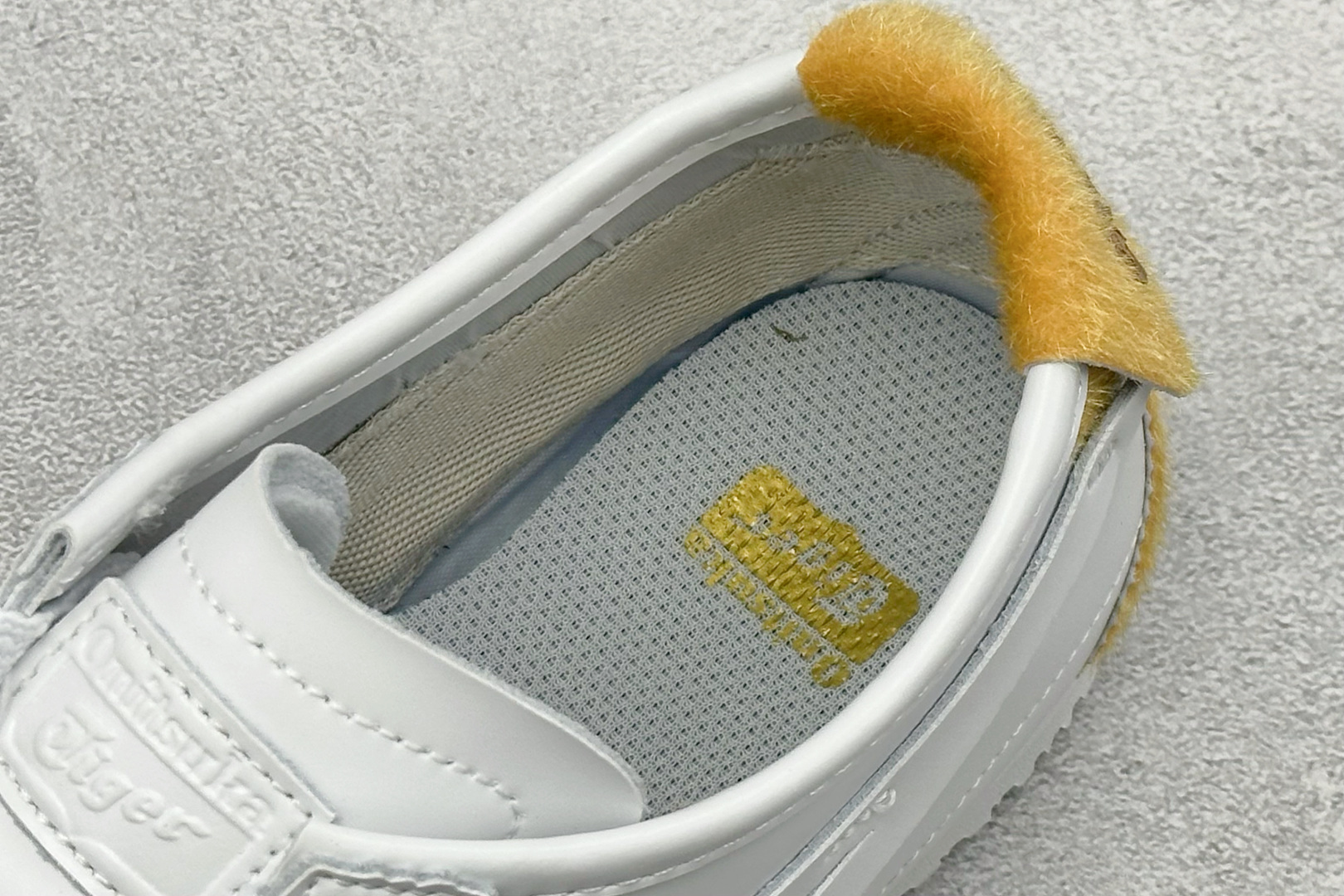 Asics 鬼冢虎 Mexico 66 GNY 白黄 1183C565-100 Asics 鬼冢虎 Mexico 66 GNY 白黄 1183C565-100