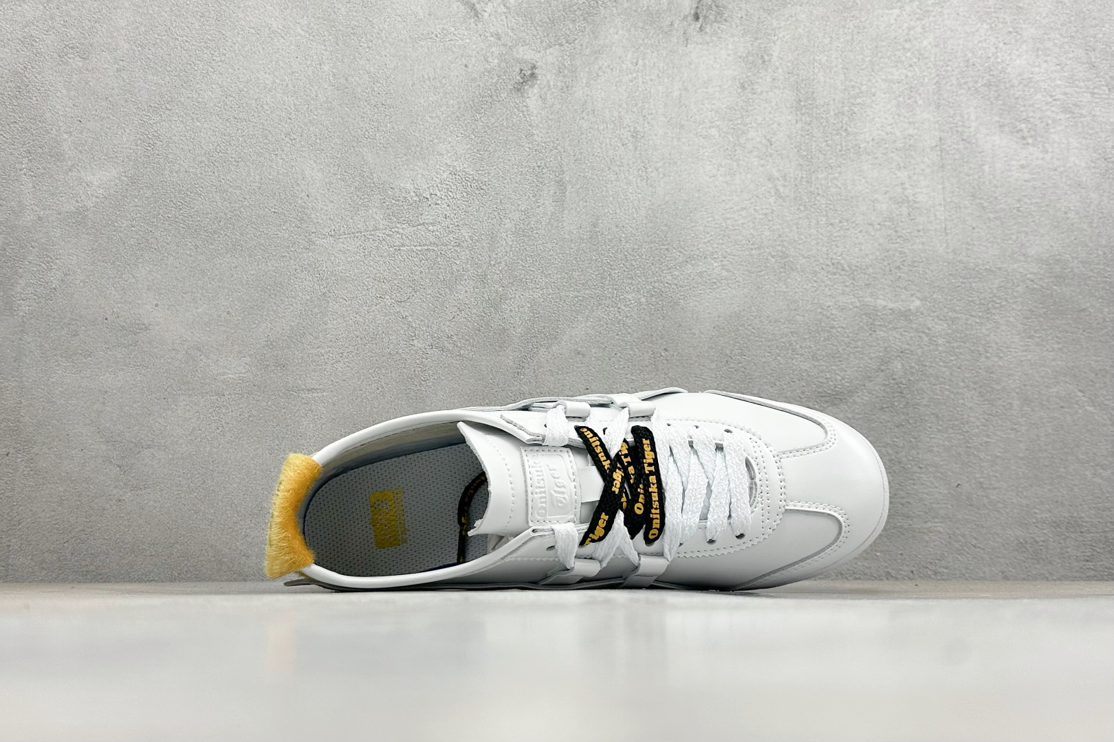 Asics 鬼冢虎 Mexico 66 GNY 白黄 1183C565-100 Asics 鬼冢虎 Mexico 66 GNY 白黄 1183C565-100