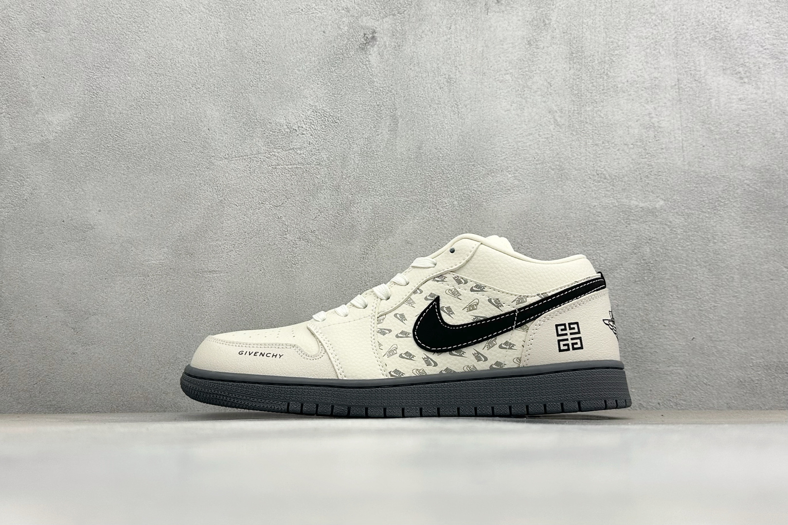 福利特价 Air Jordan 1 Low AJ1 乔1 联名 高端定制 低帮复古篮球鞋#定制皮料 原厂