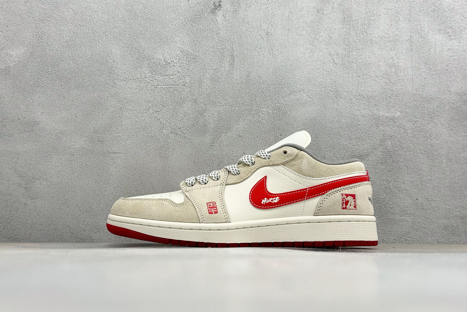 福利特价 Air Jordan 1 Low AJ1 乔1 联名 高端定制 低帮复古篮球鞋#定制皮料 原厂